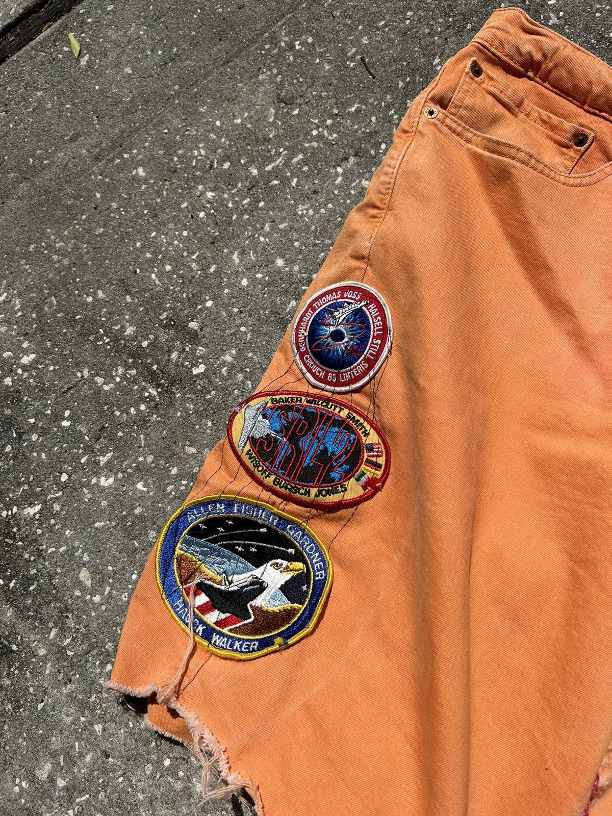 Levi's 1/1 Your World space launch patchwork orange Levi’s shorts Size US 38 / EU 54 - 4 Thumbnail