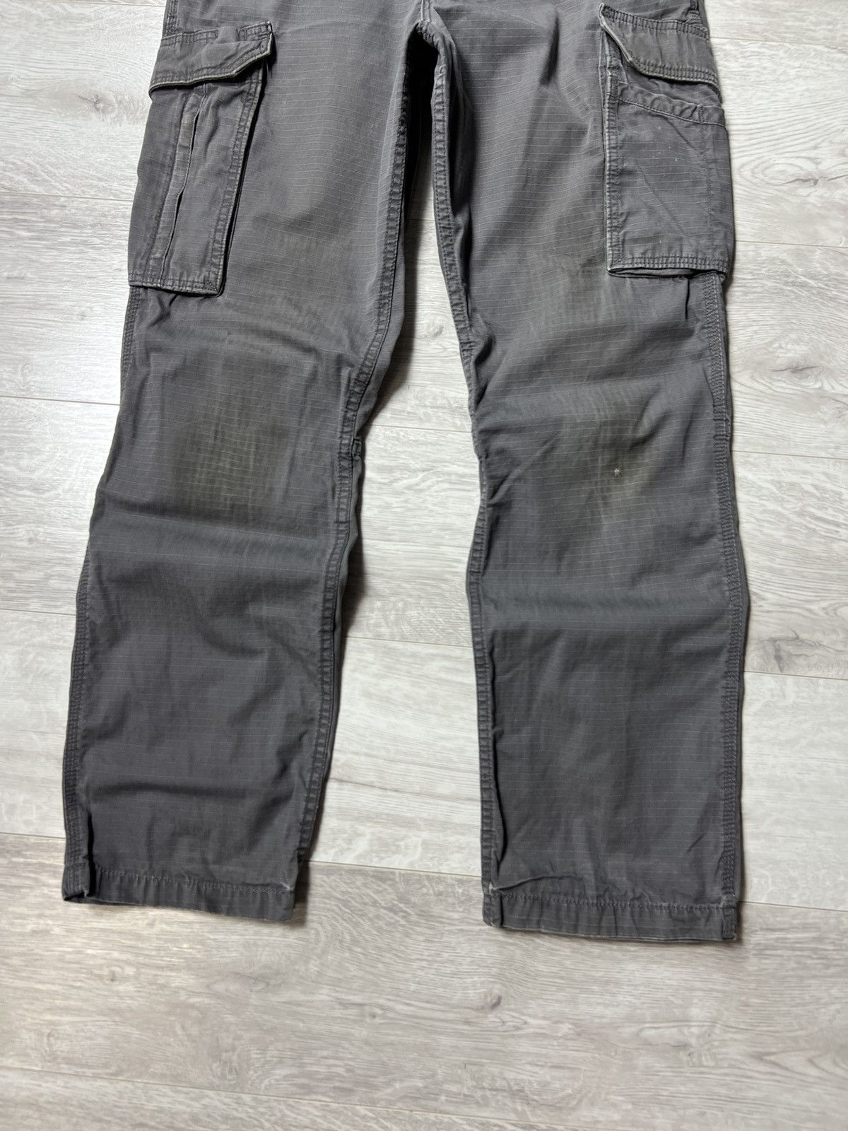 Carhartt × Vintage Carhartt Destroyed Cargo Baggy Pants Workwear Street Style Size US 33 - 10 Thumbnail