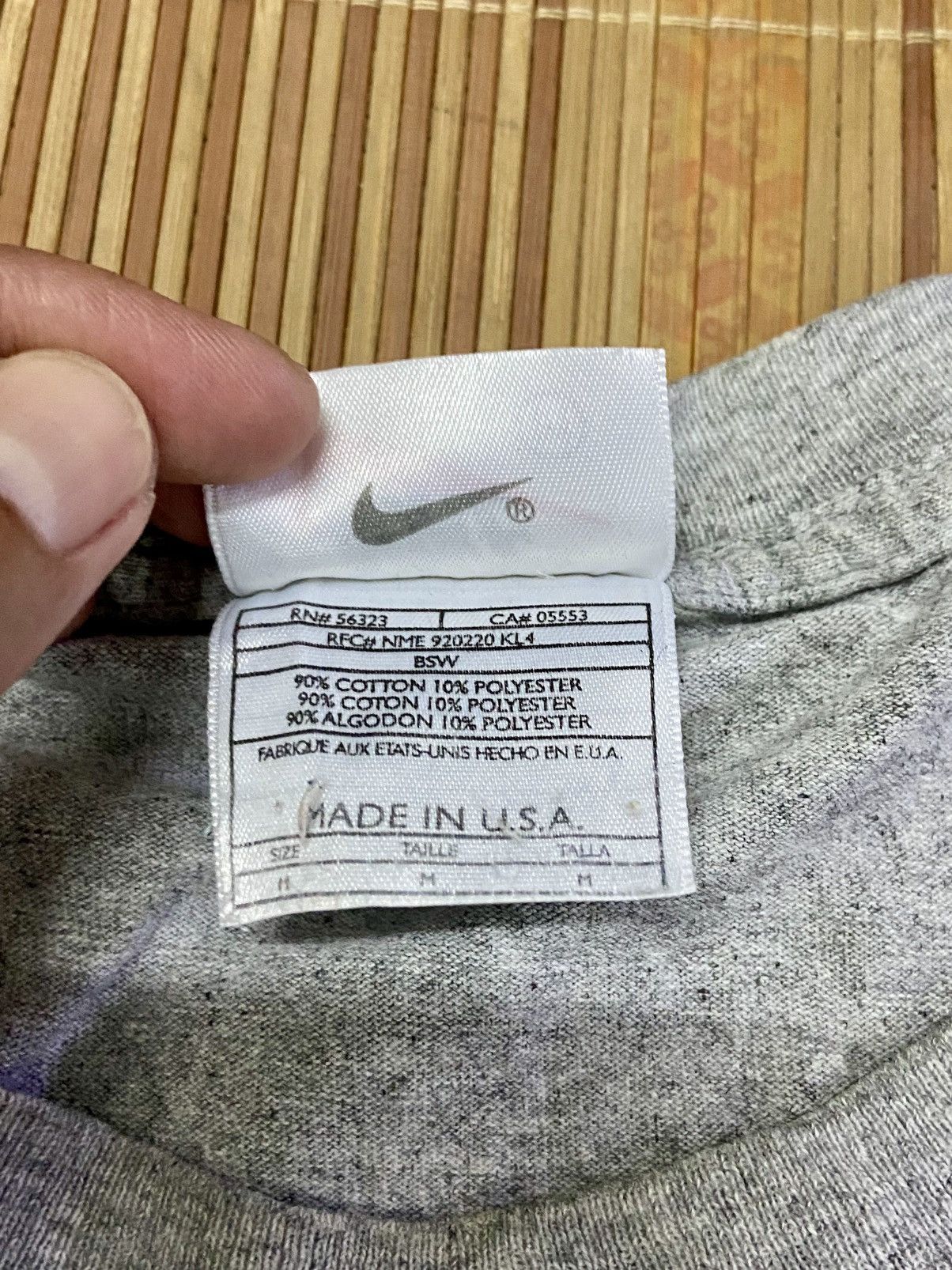 Nike VINTAGE NIKE BACK HIT TEE. Size US M / EU 48-50 / 2 - 12 Thumbnail