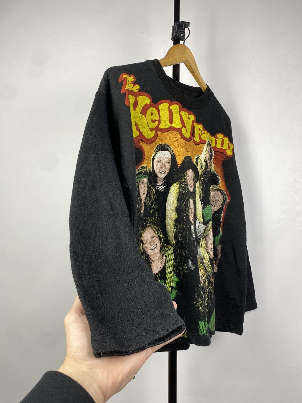 Band Tees × Vintage Vintage 90s the Kelly family big graphic vintage sweatshirt Size US M / EU 48-50 / 2 - 2 Thumbnail