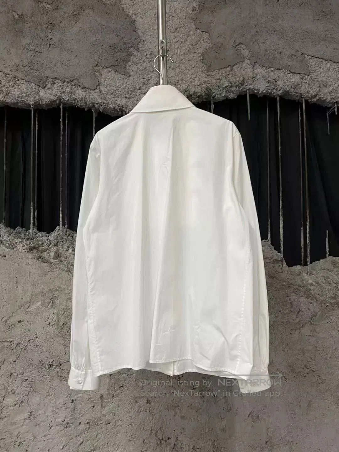 Chanel Chanel White French Accordion Collar Shirt. Size M / US 6-8 / IT 42-44 - 2 Thumbnail