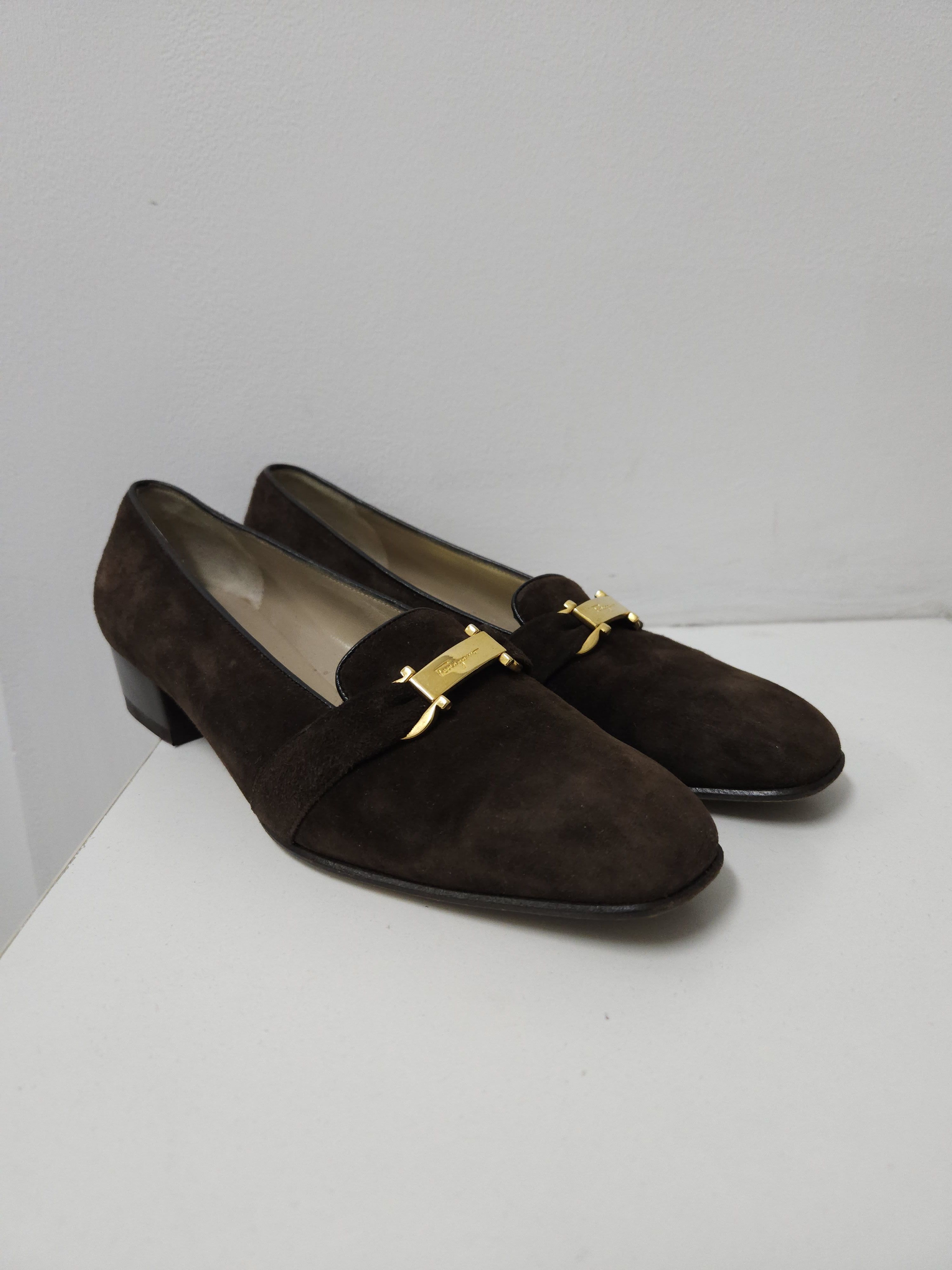 Salvatore Ferragamo Vintage Ferragamo brown suede loafers with gold hardware Size US 7 / IT 37 - 4 Thumbnail
