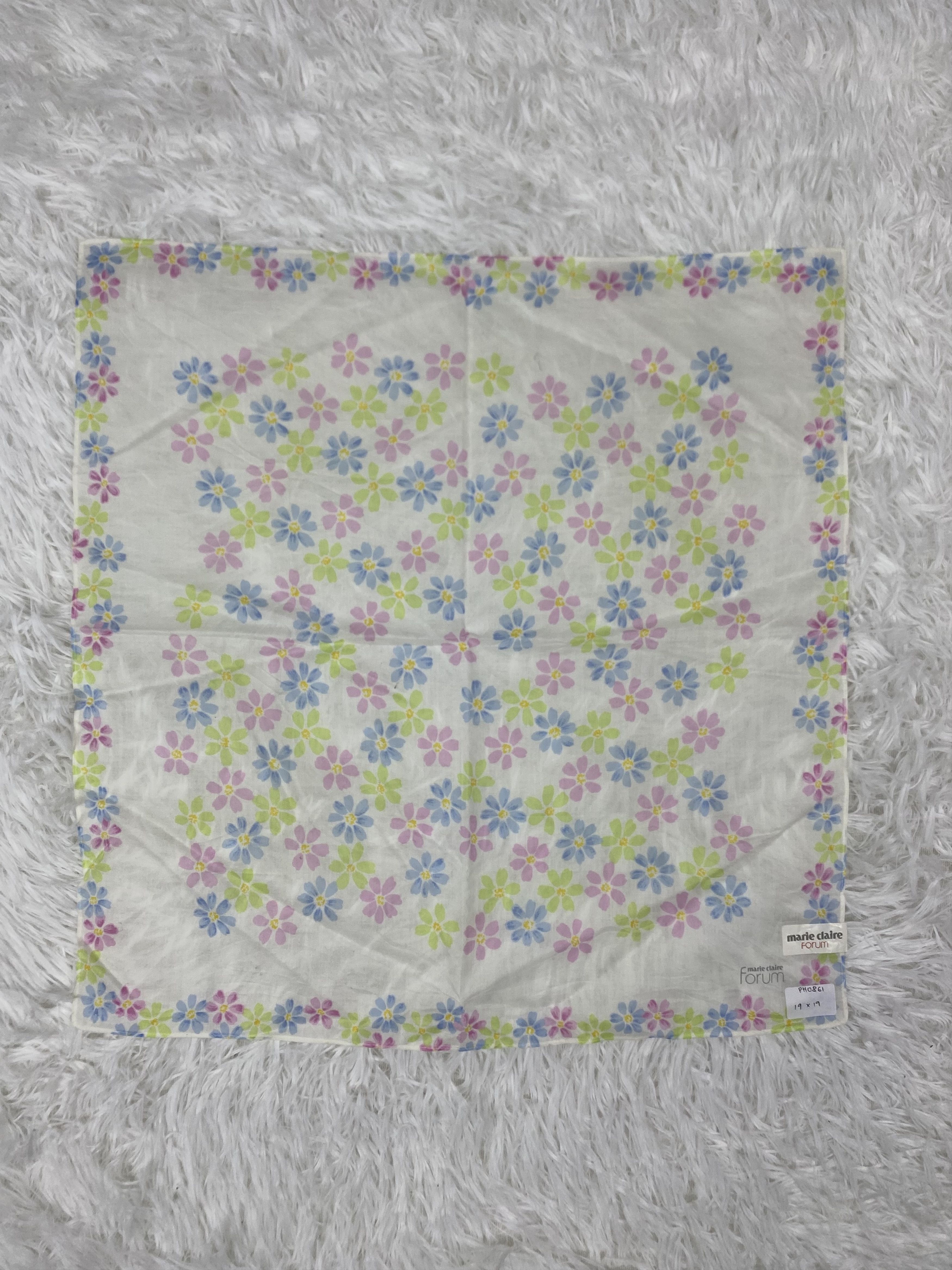 Designer × Vintage Vintage Marie Claire Handkerchief Neckerchief PH0861 Size ONE SIZE - 4 Thumbnail