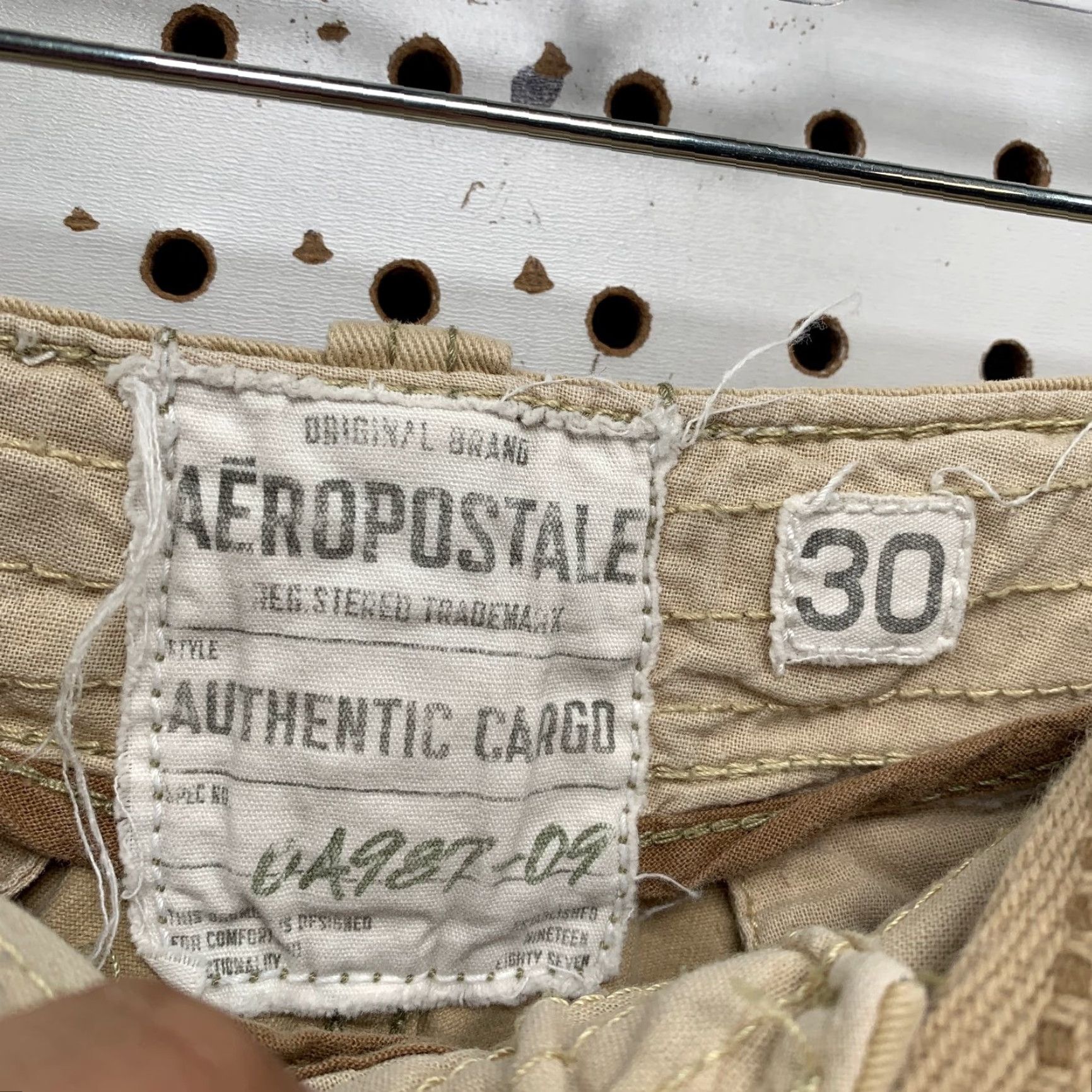 Aeropostale VINTAGE Aeropostale Military Cargo Shorts Mens 30X11.5 Outdoor Pockets Size US 30 / EU 46 - 3 Thumbnail
