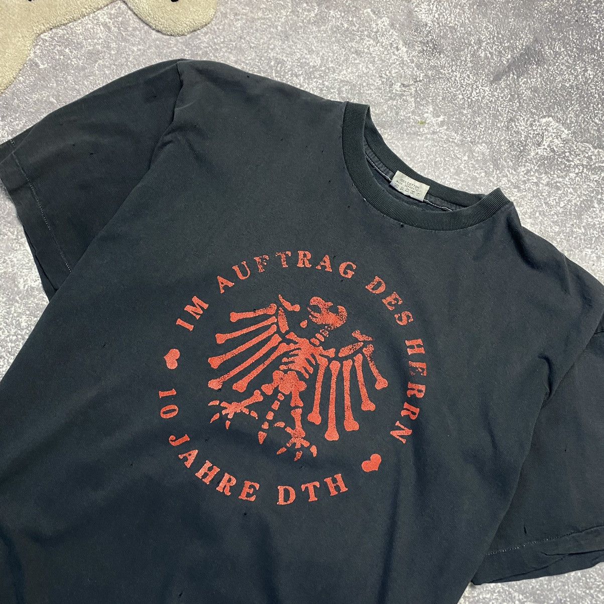 Band Tees Vintage Die Toten Hosen Distressed 90’s Rock band tee Size US XL / EU 56 / 4 - 3 Thumbnail