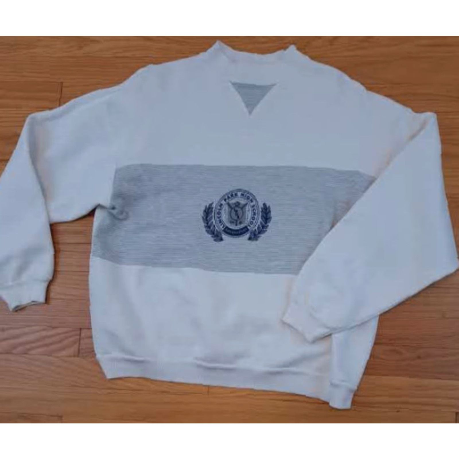 Velva Sheen VINTAGE Lincoln Park High School Mi. Embroidered Sweatshirt XL Velva Sheen USA Shirt Men Size US XL / EU 56 / 4 - 3 Thumbnail