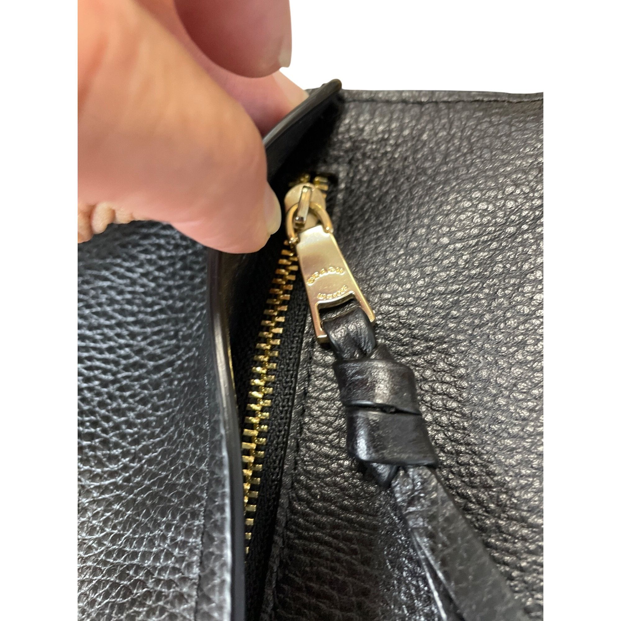 Coach Coach NY Marlon Black Leather pebbled Shoulder HandBag size Size ONE SIZE - 6 Thumbnail