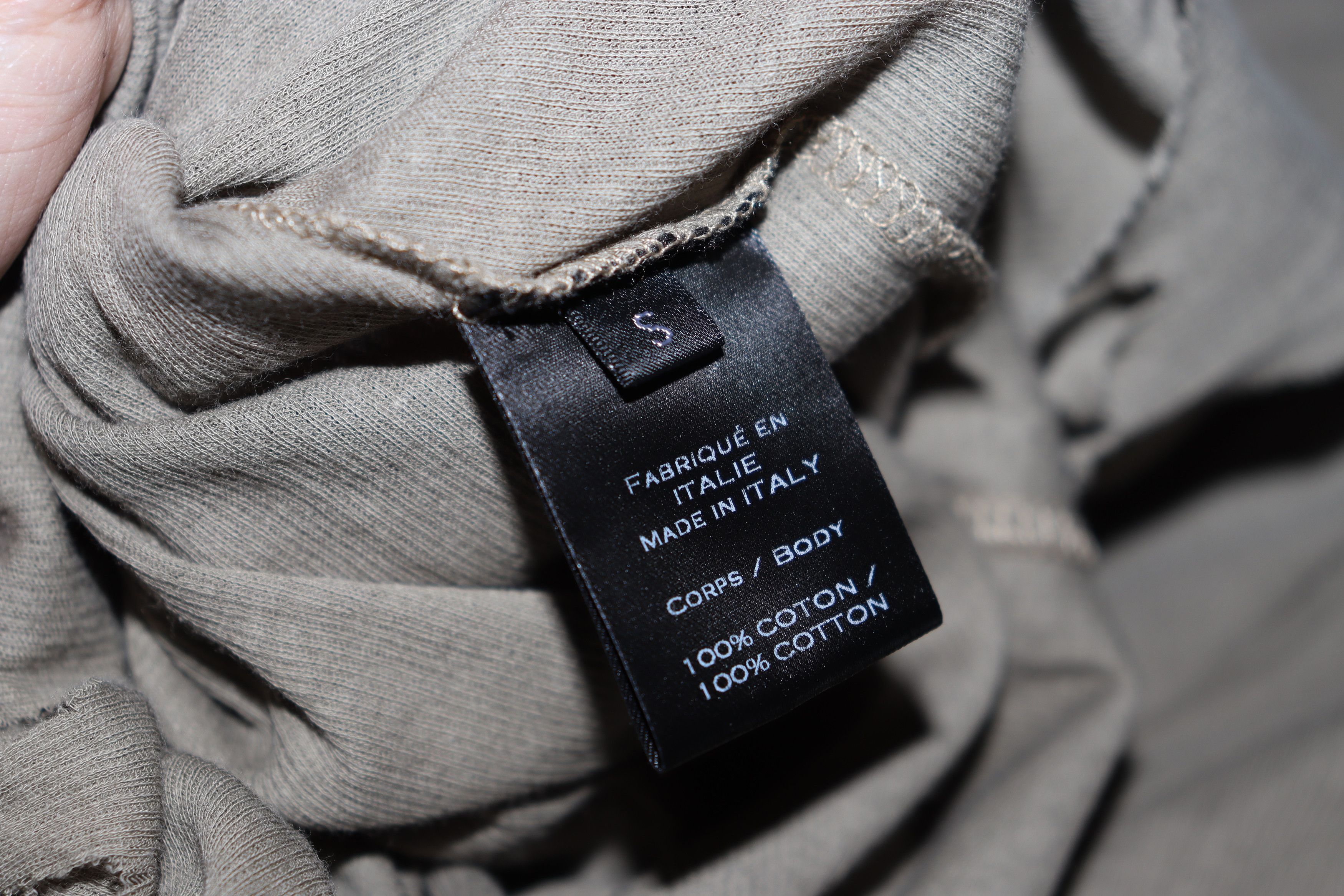 Balmain o1rshd1 Long-Sleeve Distressed T-Shirt in khaki Size US S / EU 44-46 / 1 - 8 Thumbnail