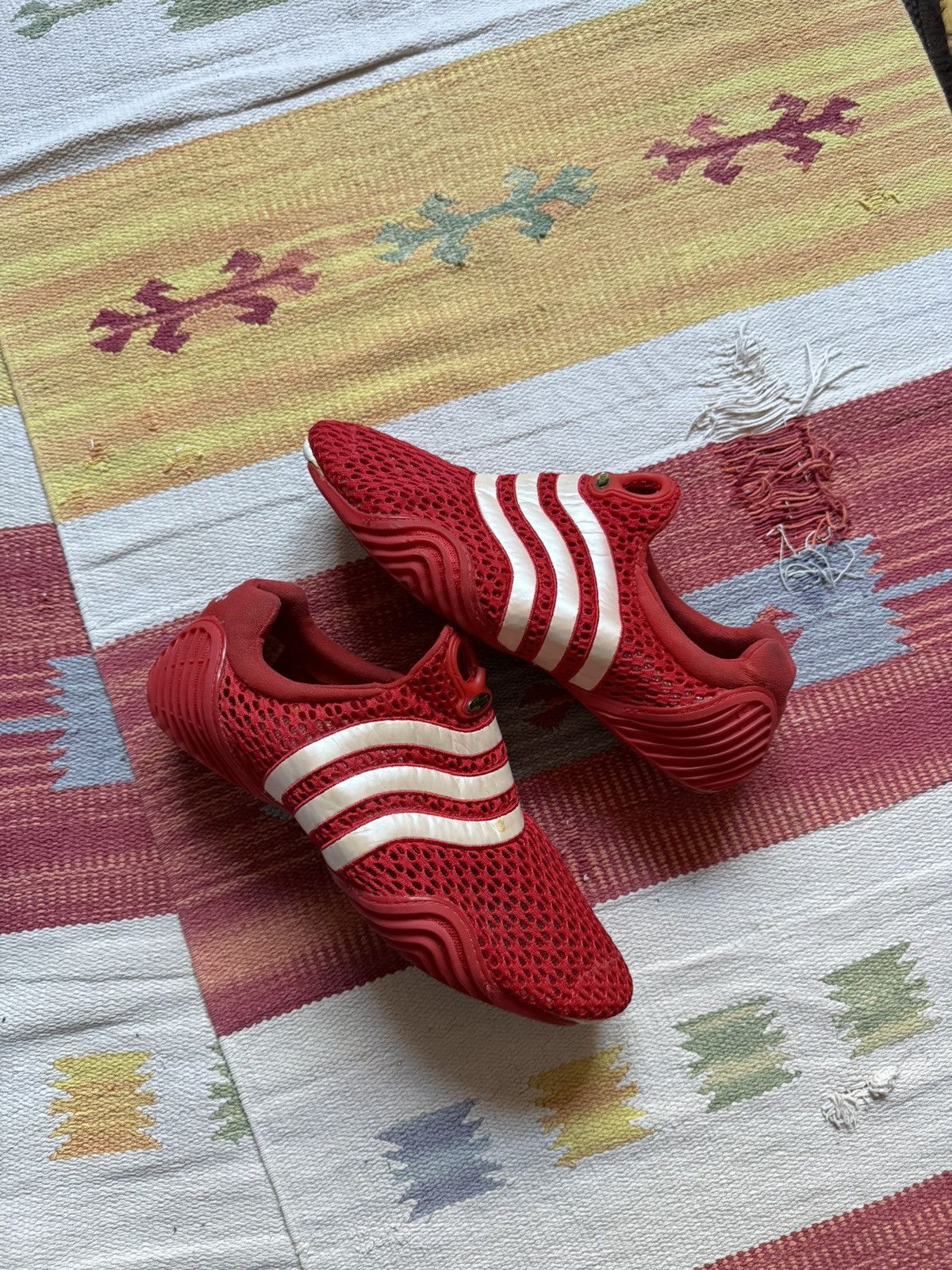 Vintage Vintage 00’s 2004 Adidas y2k Red Moc Slip-Ons Sneakers Size US 8.5 / EU 41-42 - 2 Thumbnail