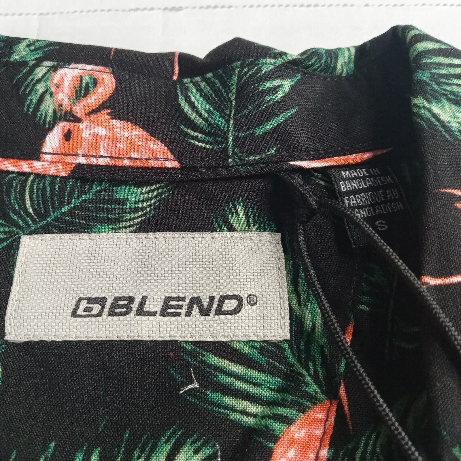 Other Blend Flamingo Shirt Mens S Floral Black/Pink Hawaiian Style Size US S / EU 44-46 / 1 - 3 Thumbnail