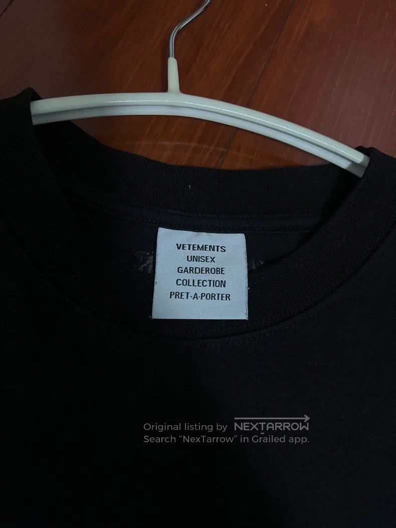 Vetements Vetements Black Sanskrit print short-sleeve Size US XS / EU 42 / 0 - 2 Thumbnail