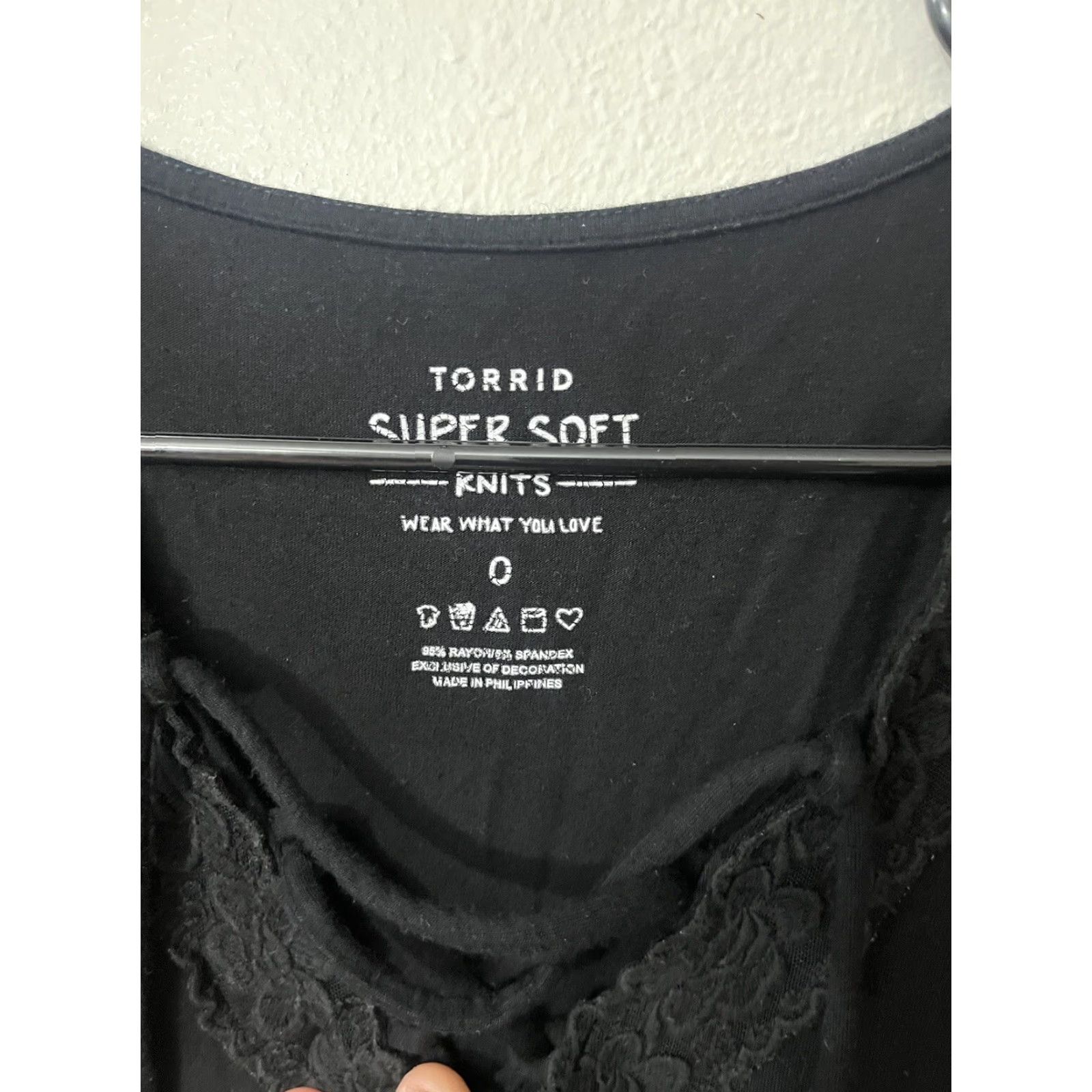 Torrid Torrid SUPER SOFT BUTTON-FRONT SEAMED Drawsting TOP WOMEN’S SIZE 0X BLACK Size XL / US 12-14 / IT 48-50 - 2 Thumbnail