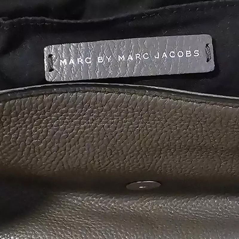 Marc by Marc Jacobs MARC JACOBS Pebbled Leather Q Natasha Crossbody Handbag Size ONE SIZE - 8 Thumbnail
