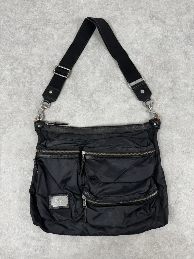 Dolce & Gabbana 2000s Dolce & Gabbana Black Multi-Pocket Nylon Crossbody Bag Size ONE SIZE - 1 Thumbnail