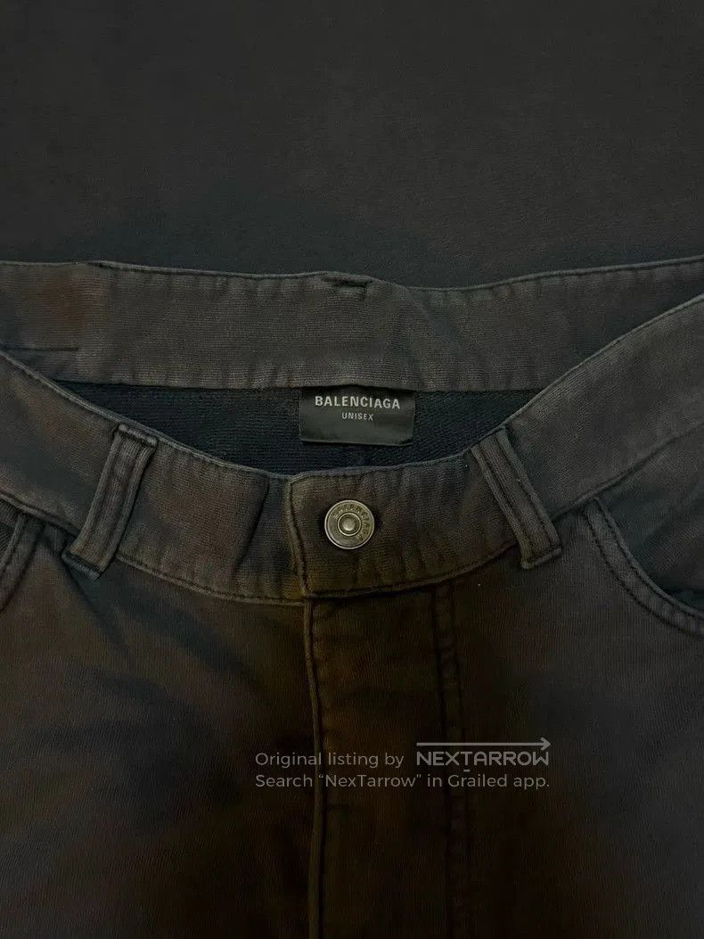 Balenciaga FW22 Solid Casual Pants.