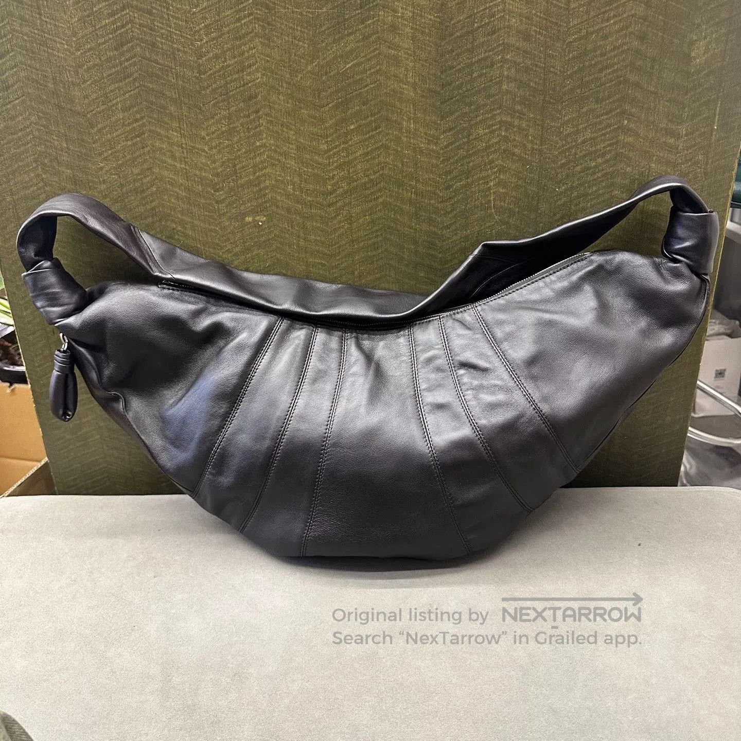 Lemaire Lemaire Large Croissant Crossbody Bag. Size ONE SIZE - 3 Thumbnail