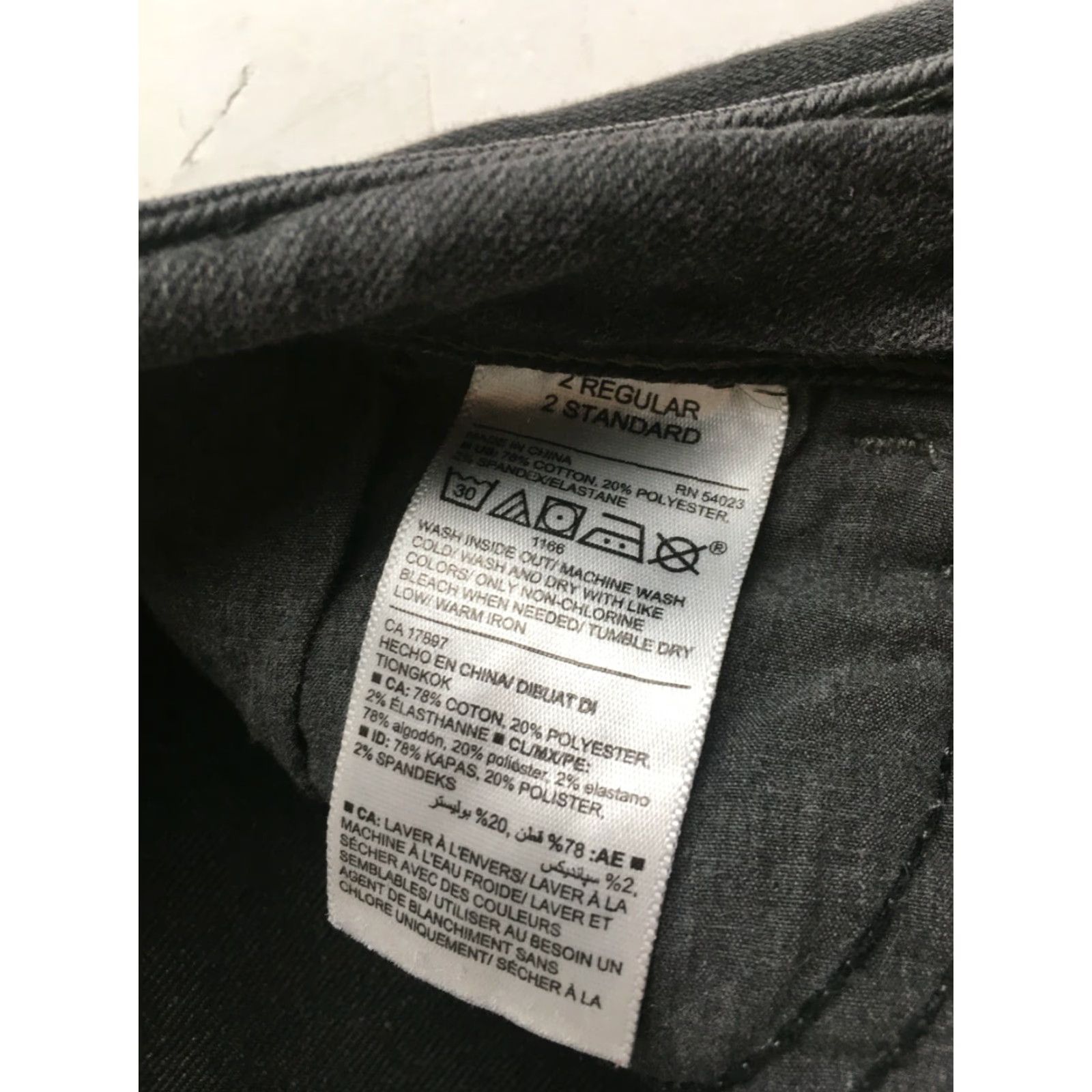 Old Navy Old Navy Jeans Women's Super Skinny Dark Wash Mid Rise Size 27 Denim Pants Gray Gray Denim Classic Solid 90s? Size 27" / US 4 / IT 40 - 7 Thumbnail