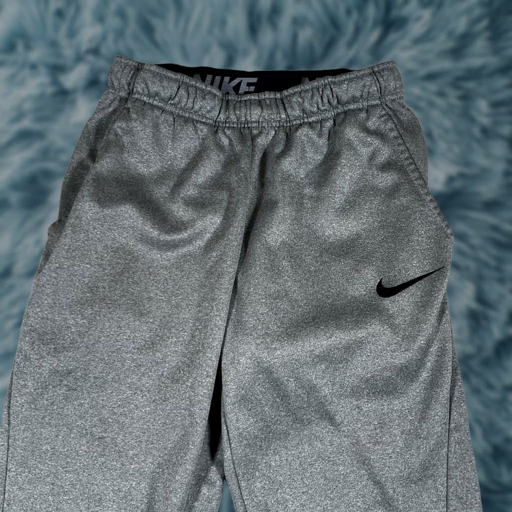 Nike VINTAGE Nike Therma Sweatpants Men L Gray Fleece Athleticwear Straight Leg Mens XS? Size US 29 - 1 Thumbnail