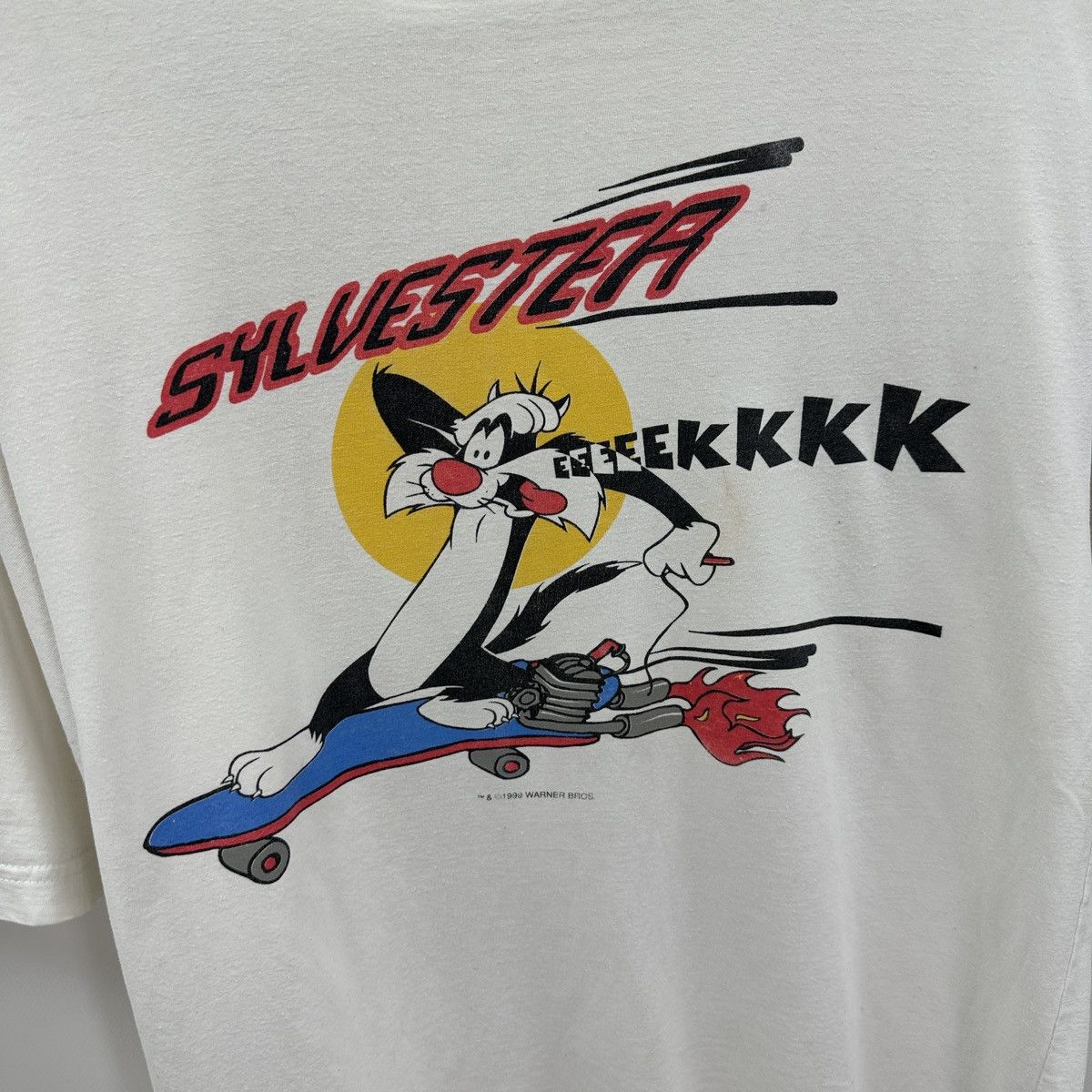 Vintage Vintage 90s Warner Bros Sylvester Looney Tunes skate tee y2k Size US S / EU 44-46 / 1 - 4 Thumbnail