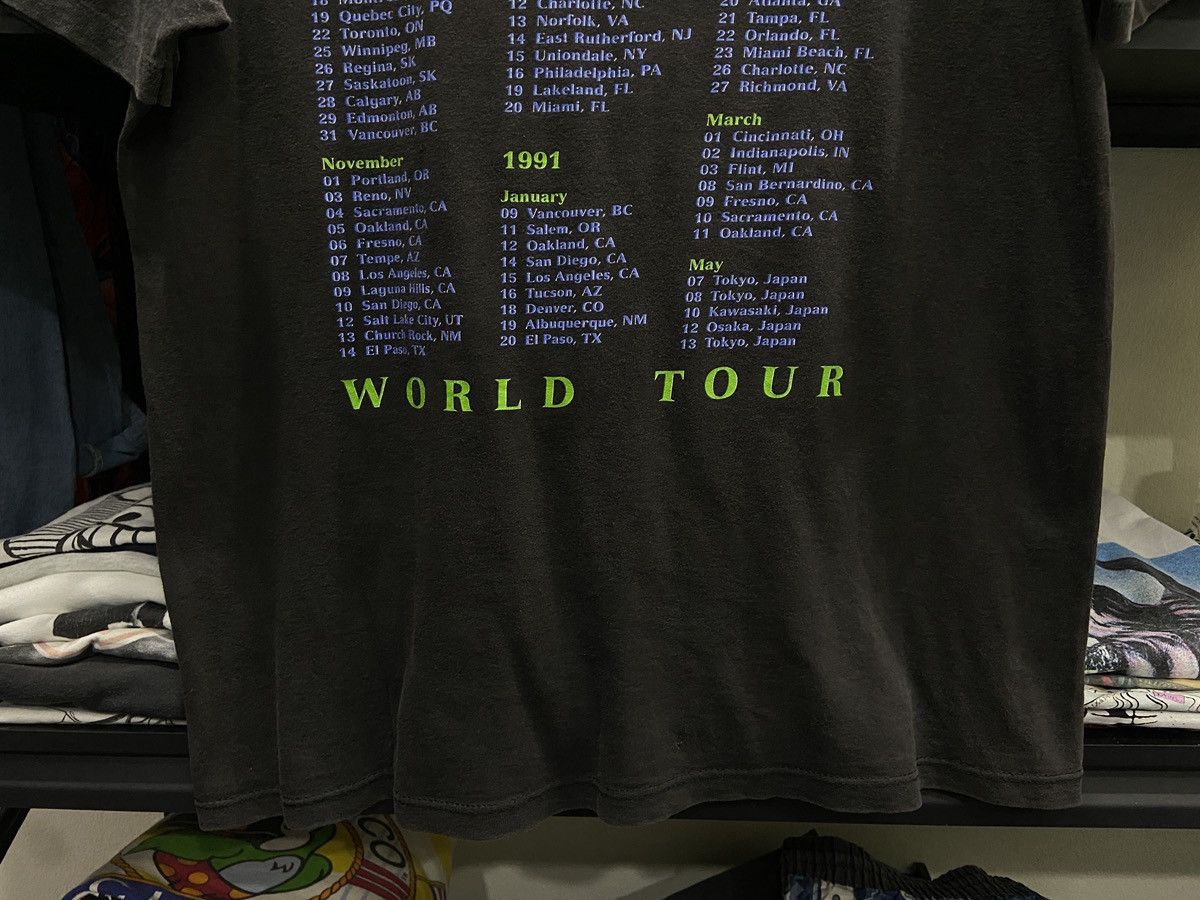 Band Tees Vintage 90s TESTAMENT Thrash Metal brockum TOUR TShirt Size US L / EU 52-54 / 3 - 12 Thumbnail