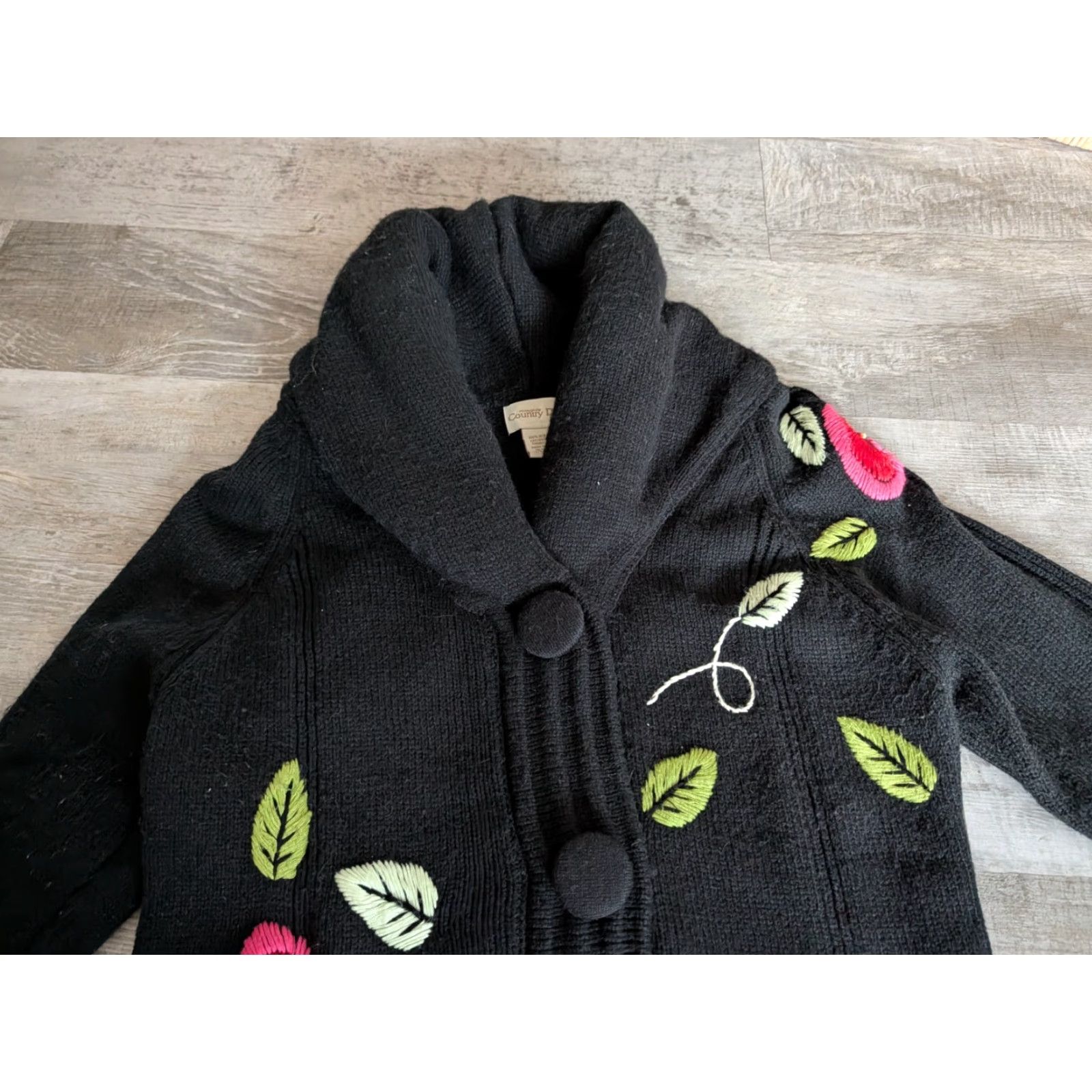 Vintage Through The Country Door Women's Cardigan Sweater Black Embroidered Floral Pillow Collar Size M Casual Size M / US 6-8 / IT 42-44 - 3 Thumbnail