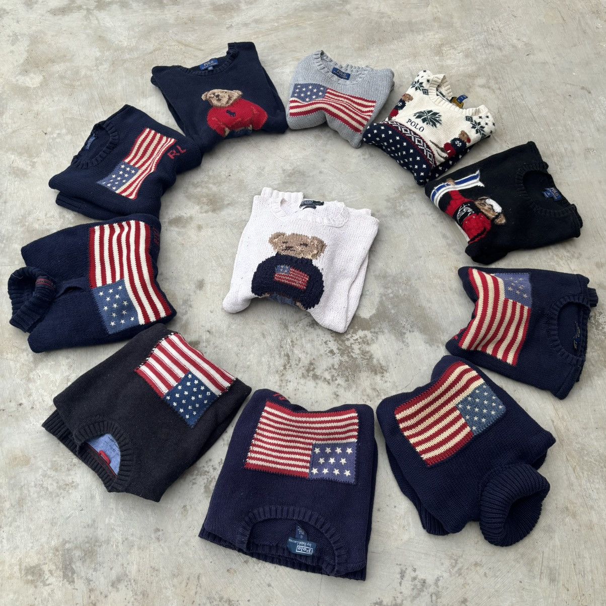 Polo Ralph Lauren Vintage Polo Ralph Lauren Knitwears Available Size US L / EU 52-54 / 3 - 1 Preview