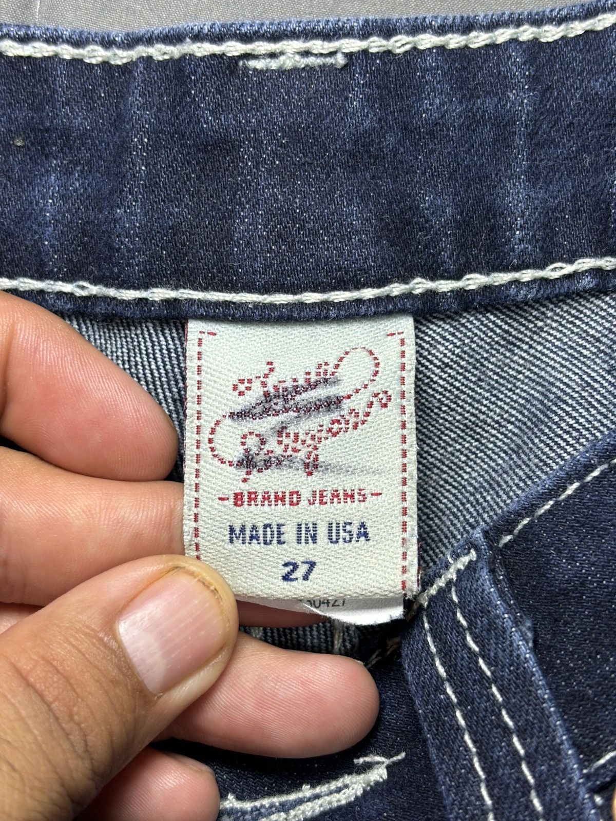 True Religion True Religion Size 27 Geno Relaxed Slim Jeans Blue denim Size 27" / US 4 / IT 40 - 2 Thumbnail