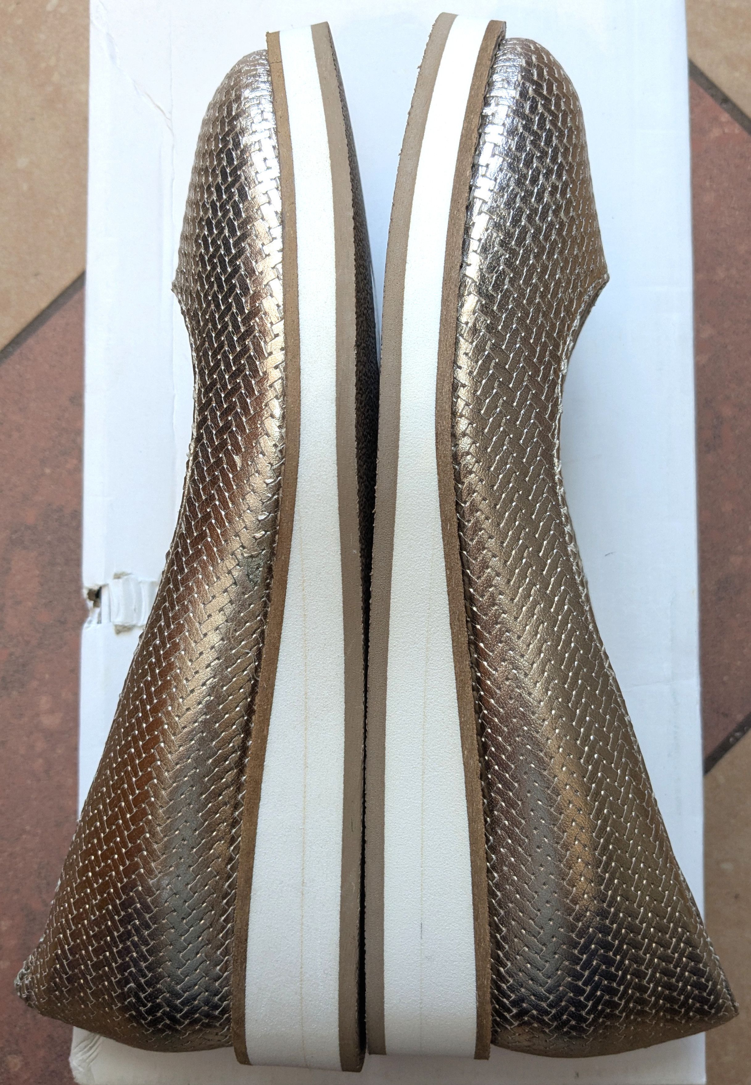 Other San Marina Manama Gold Leather Platform EU36 Size US 6 / IT 36 - 4 Thumbnail