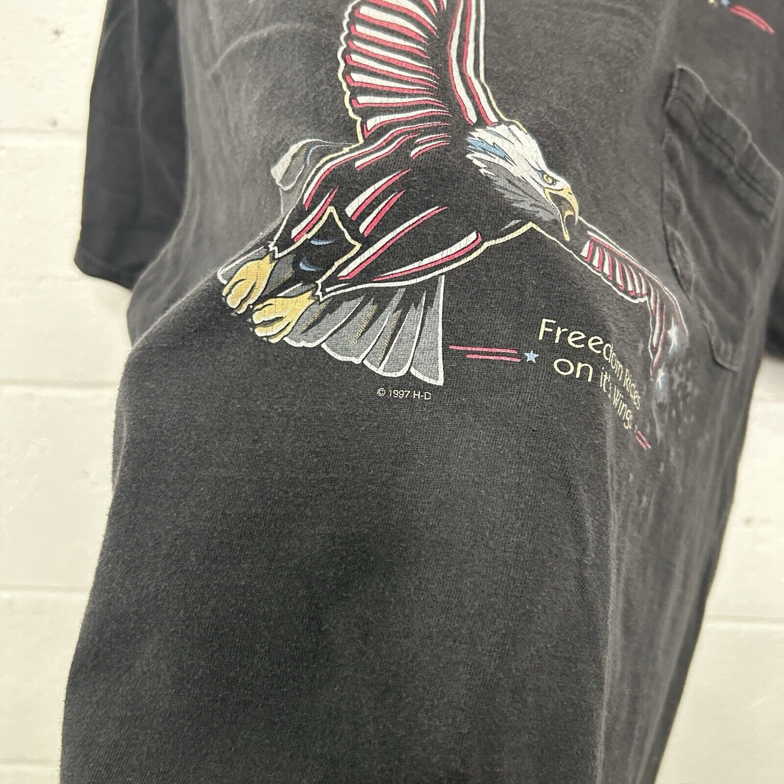 Harley Davidson Vintage 1997 Harley Davidson Eagle Pocket Tee Size US XL / EU 56 / 4 - 4 Thumbnail