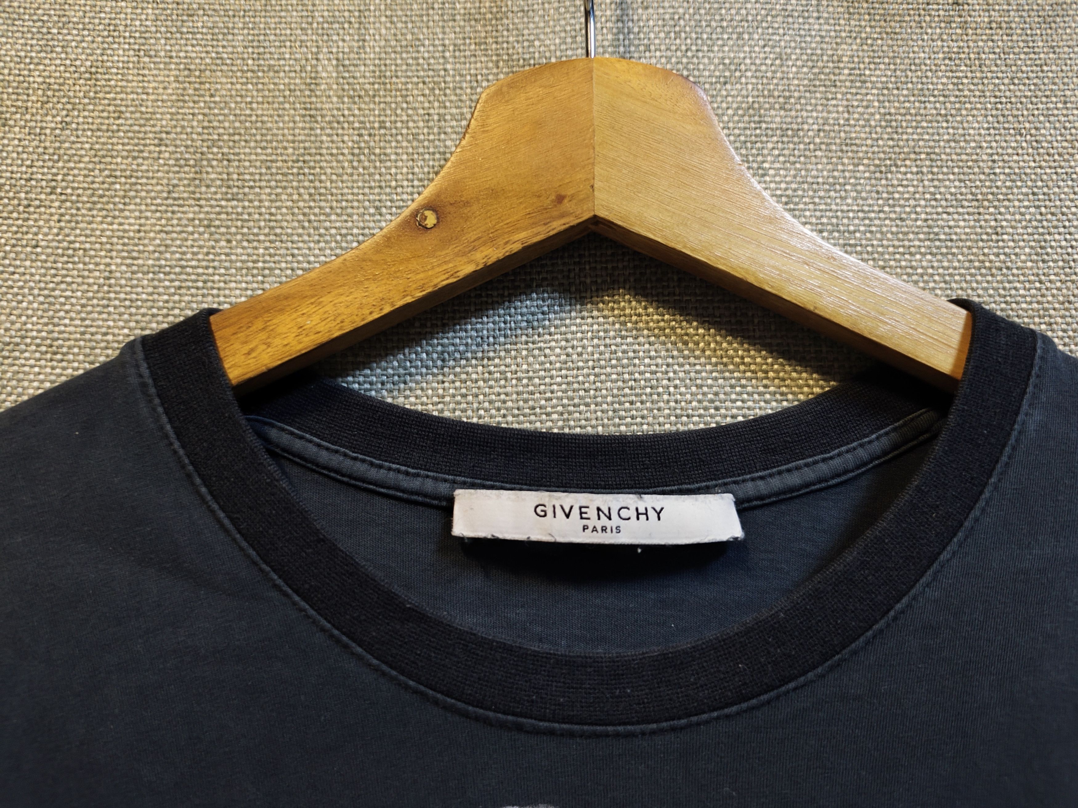 Givenchy Givenchy Shark T-Shirt Size US M / EU 48-50 / 2 - 5 Thumbnail