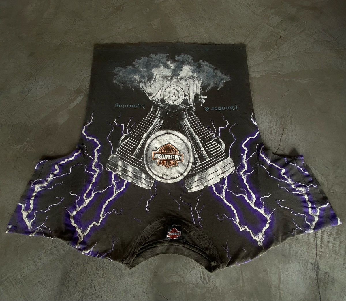 Harley Davidson Vintage 1990s Harley Davidson Thunder & Lightning Tshirt Size US L / EU 52-54 / 3 - 3 Thumbnail