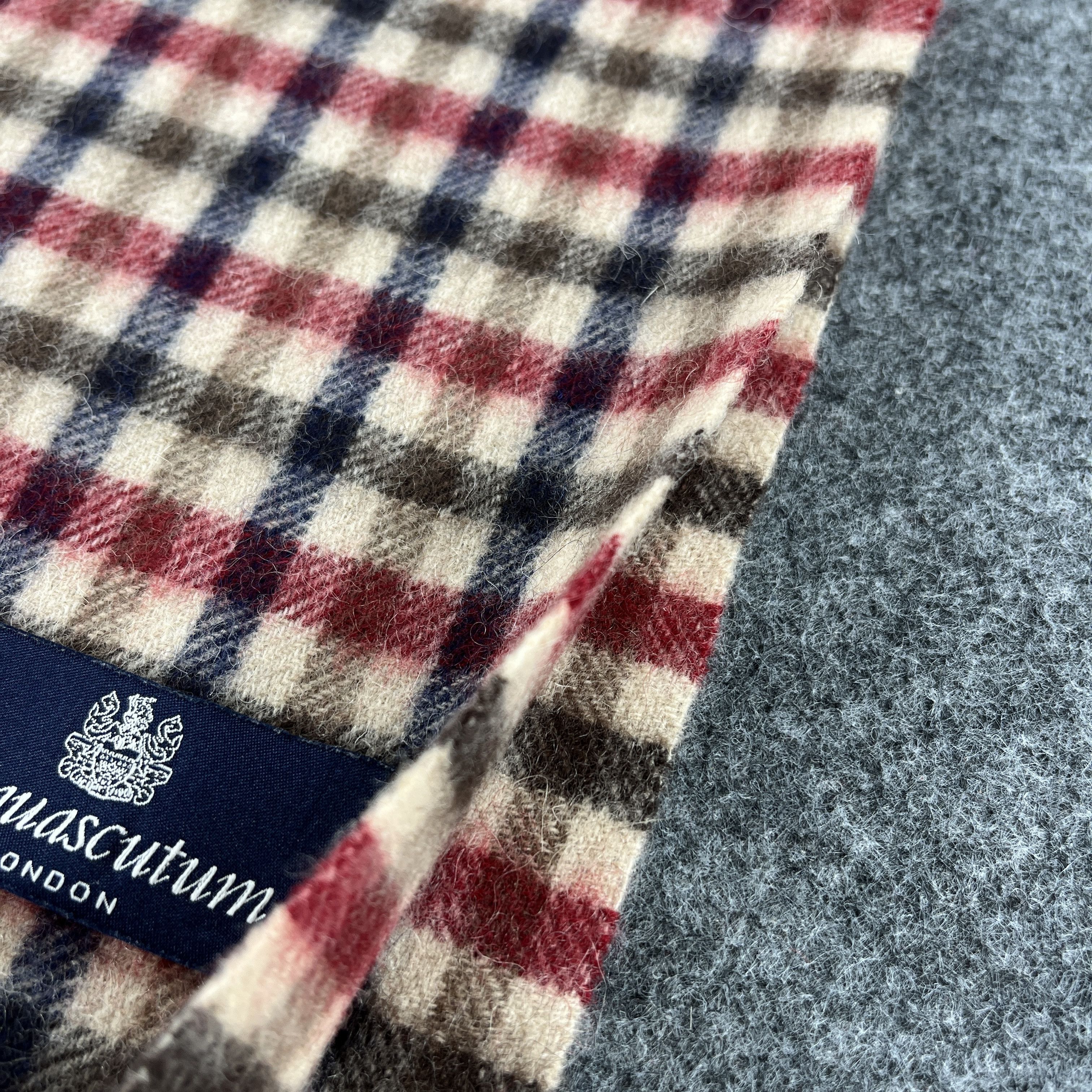 Aquascutum Aquasqutum Scarf / Muffler / Neckwear T1494 Size ONE SIZE - 10 Thumbnail
