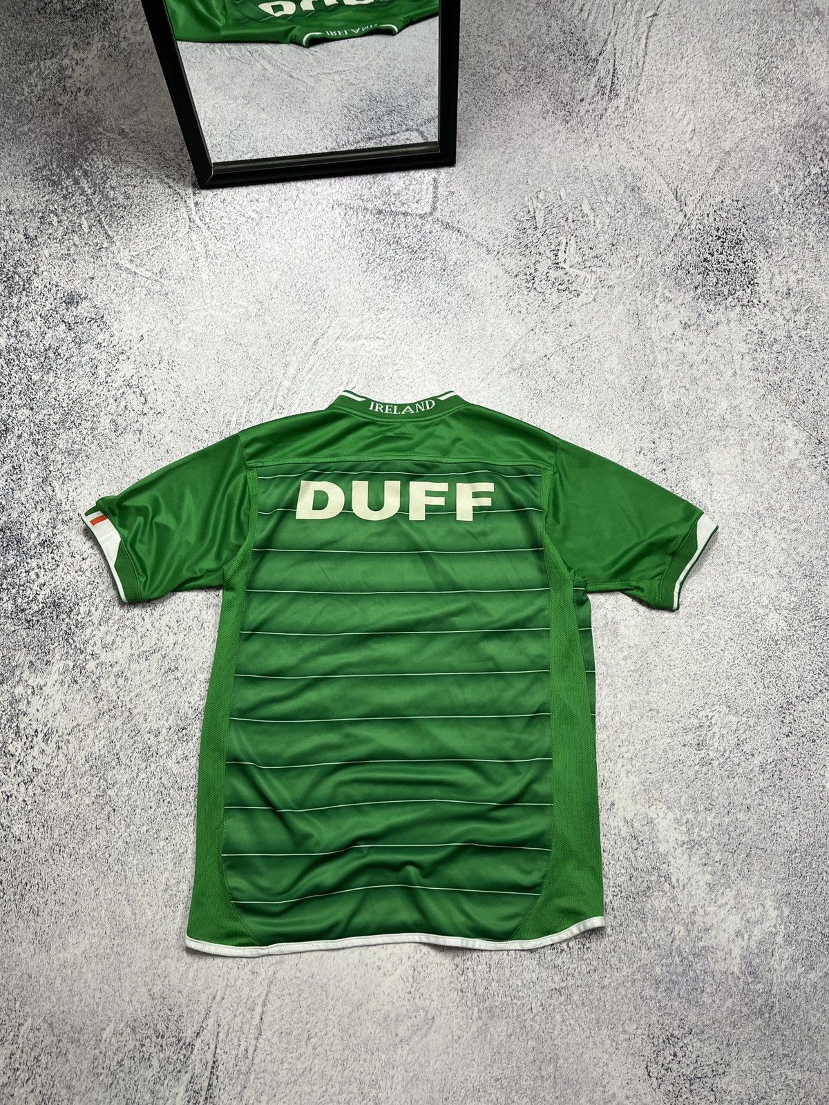 Umbro × Vintage Umbro Ireland 2003 National Home Football Soccer Jersey Duff Size US S / EU 44-46 / 1 - 11 Thumbnail