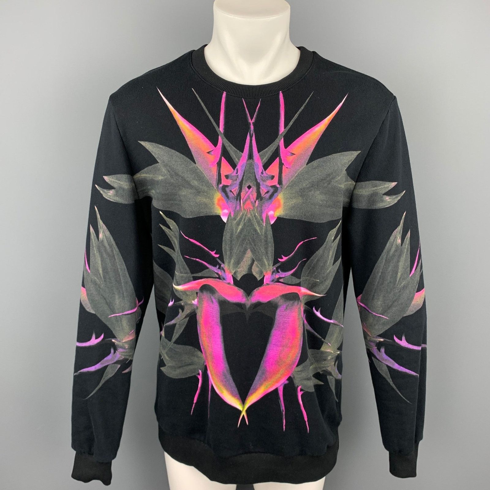 Givenchy GIVENCHY S/S 2012 M Black Print Cotton Crew-Neck Sweatshirt Size US M / EU 48-50 / 2 - 1 Thumbnail