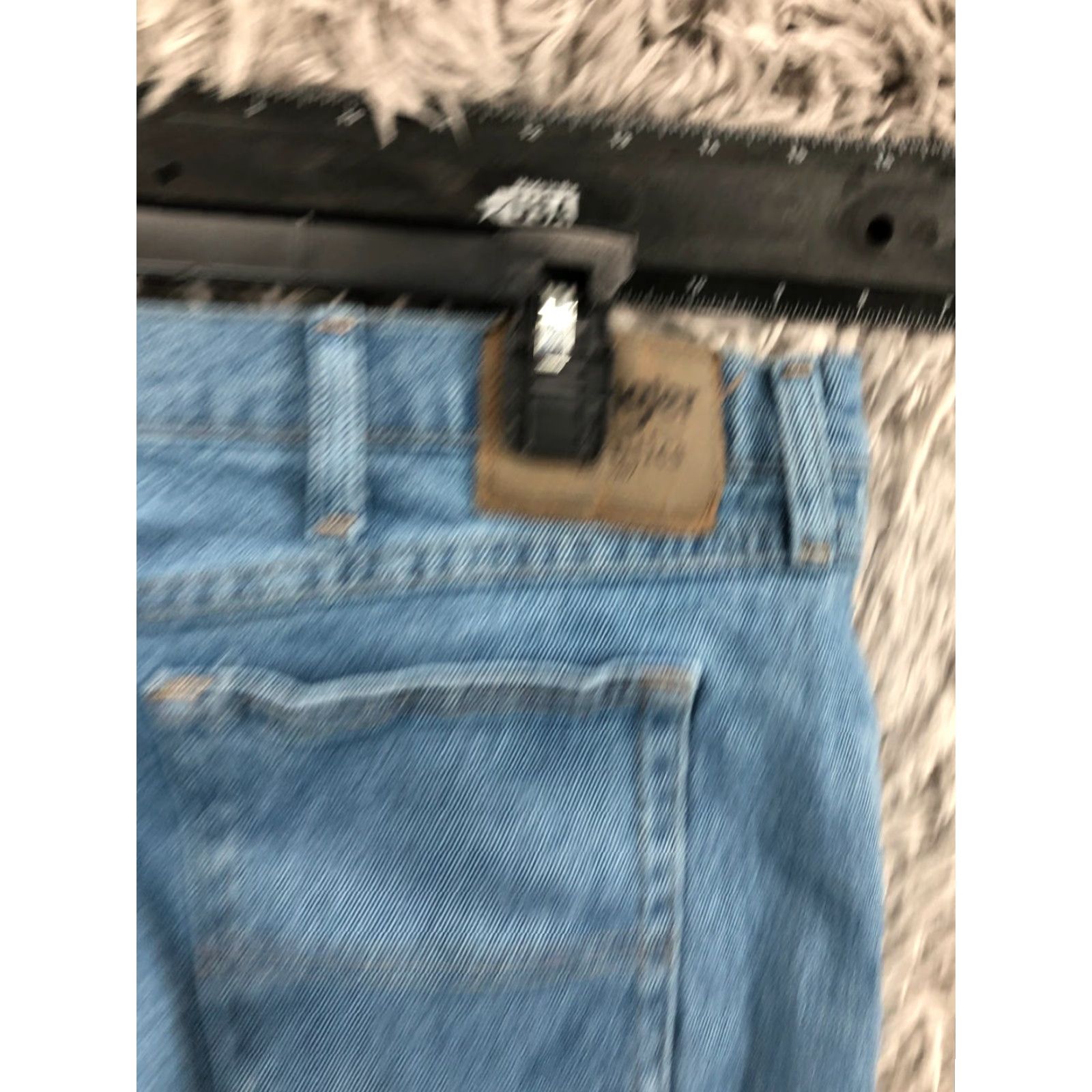 Wrangler Wrangler Jeans Straight Size 40 Mens Mid Wash Blue 5-Pocket Denim Cotton Blend Regular Rise Inseam 30in Belt Loops 40x30 Size US 40 / EU 56 - 6 Thumbnail