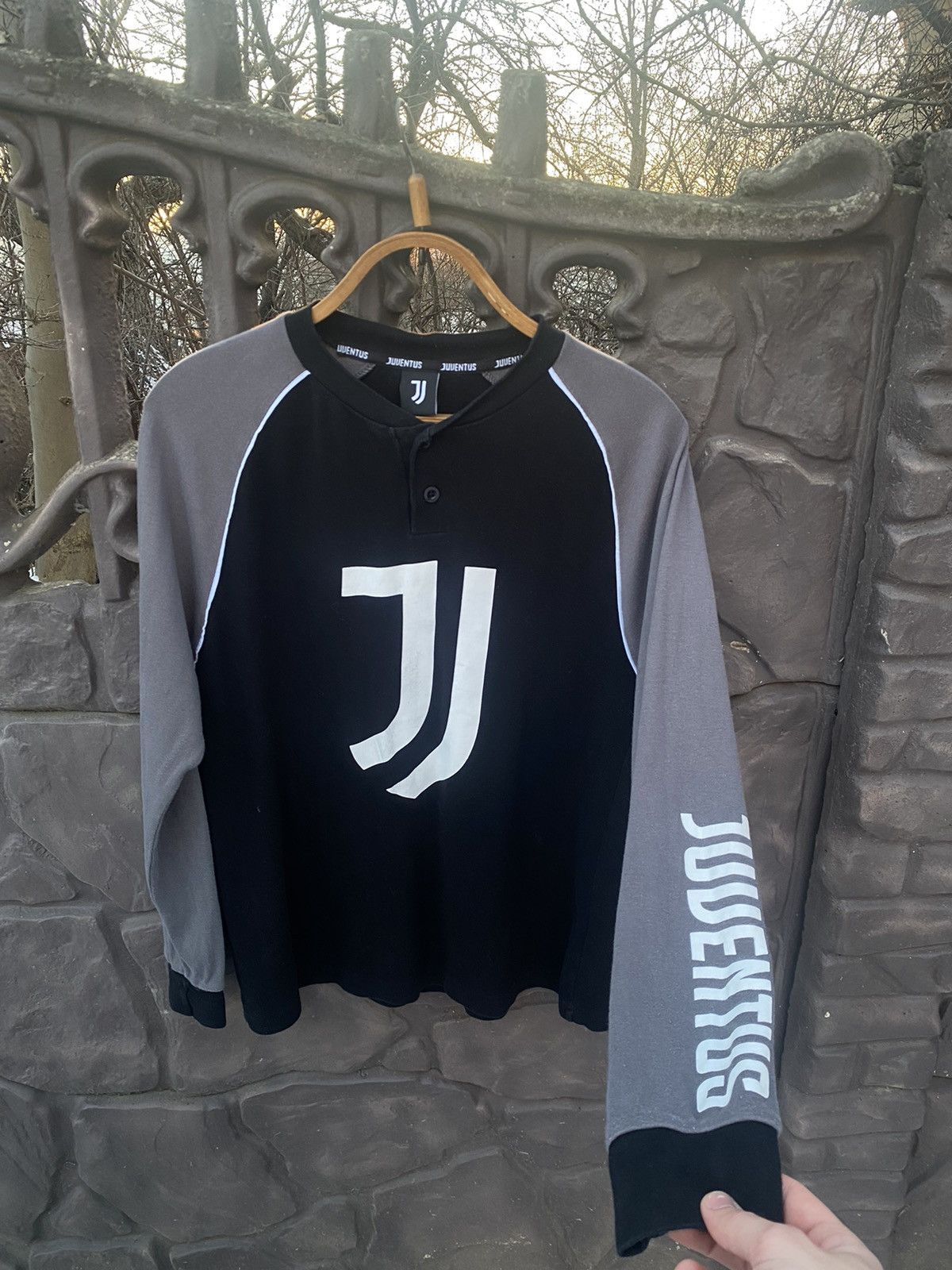 Vintage JUVENTUS Men's Pyjamas Long Sleeve Size US S / EU 44-46 / 1 - 4 Thumbnail