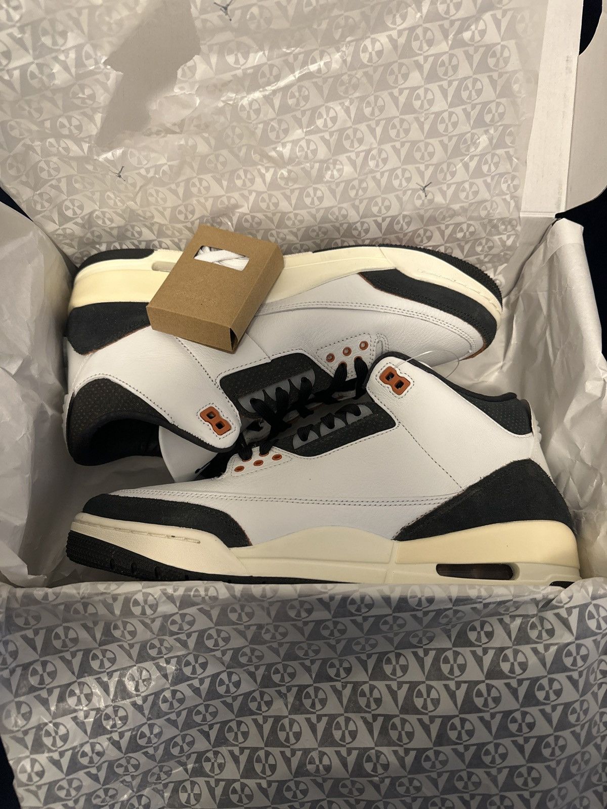 Jordan Brand × Nike Air jordan 3 q54 Size US 10 / EU 43 - 8 Thumbnail
