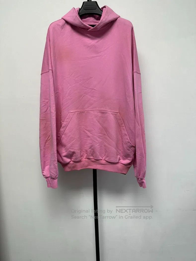 Balenciaga Balenciaga Printed Hooded Long Sleeve Hoodie Size US S / EU 44-46 / 1 - 1 Thumbnail