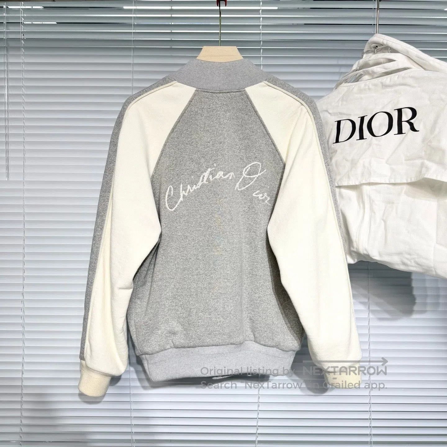 Dior Dior 2025 Pilot Jacket Gray Lily Embroidery. Size US XS / EU 42 / 0 - 2 Thumbnail