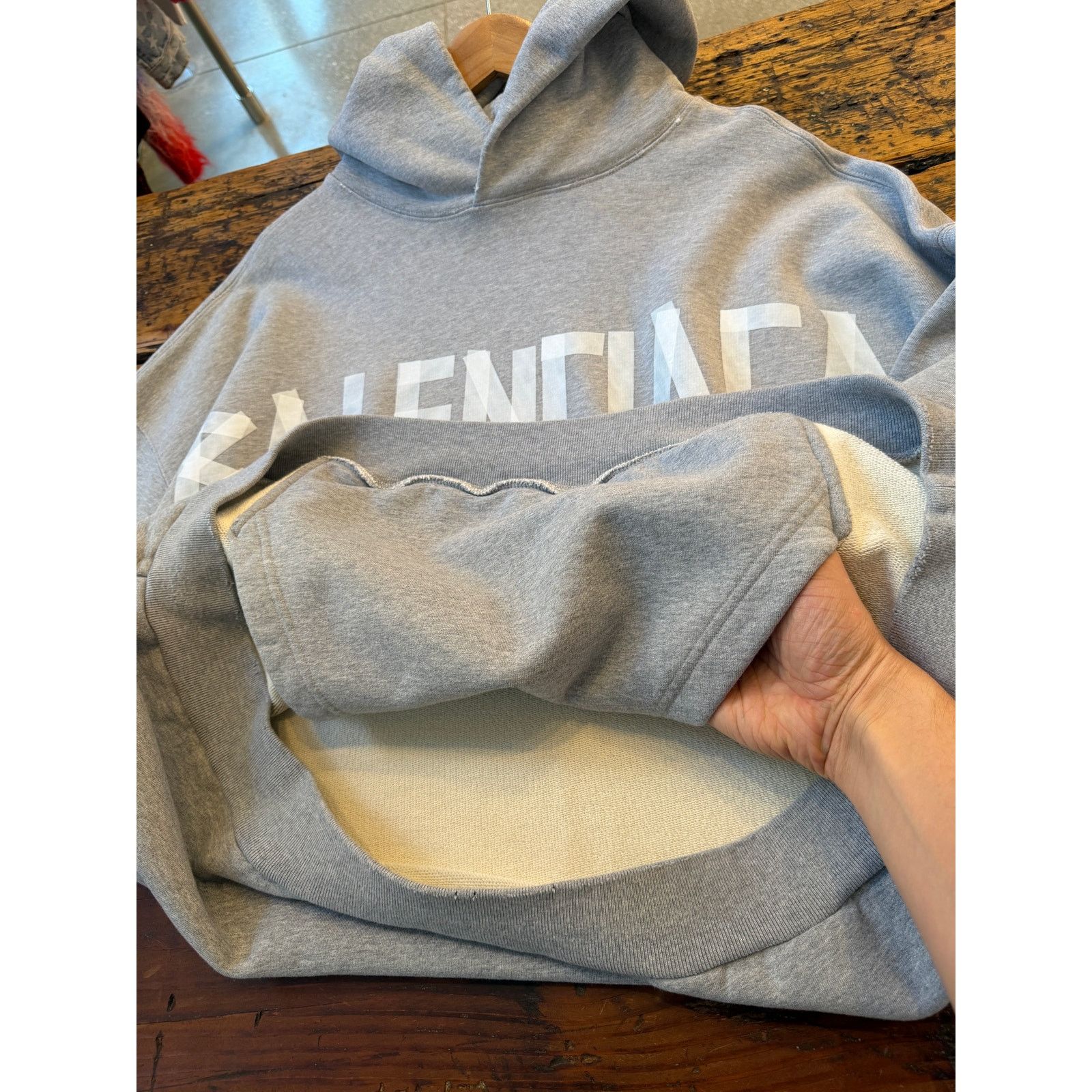 Balenciaga Balenciaga Distressed Tape Hoodie Size US XXL / EU 58 / 5 - 5 Thumbnail