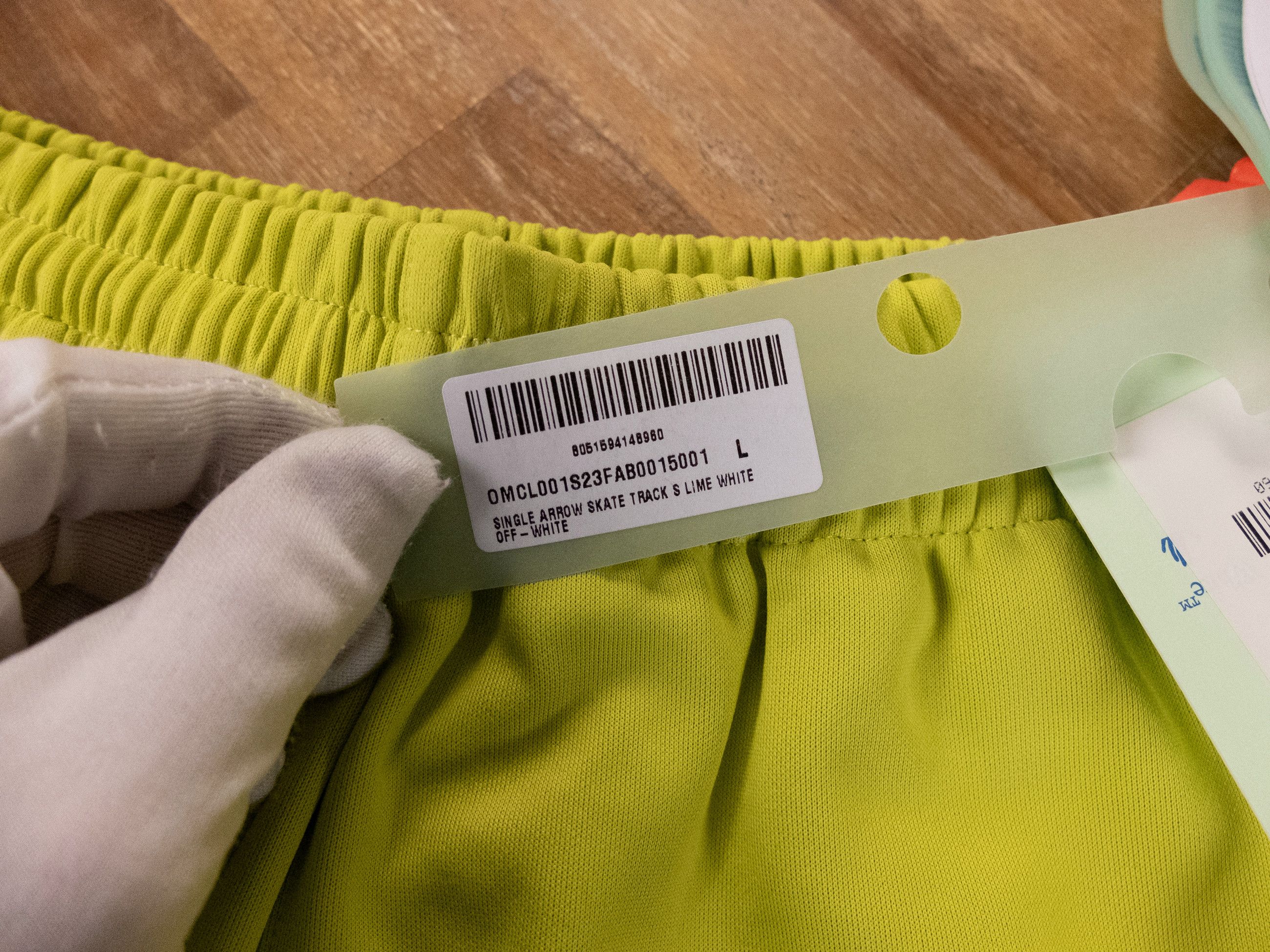 Off-White OFF-WHITE yellow arrow skate track nylon shorts Large Size US 34 / EU 50 - 5 Thumbnail