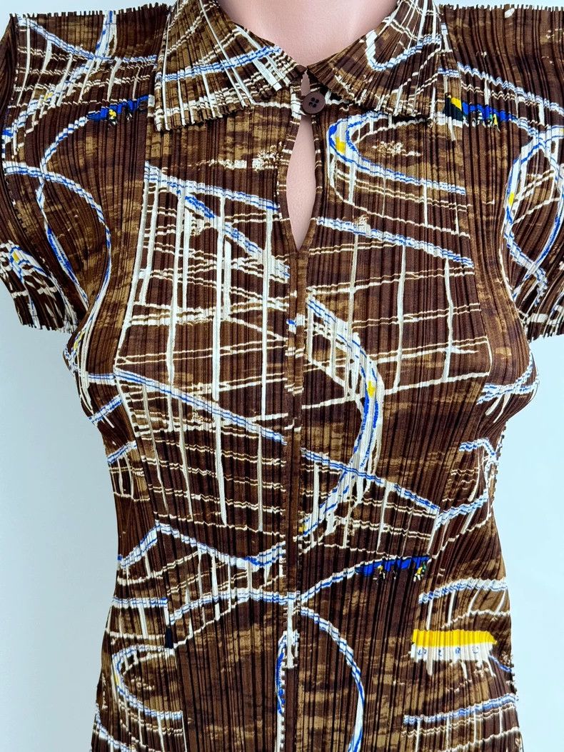 Issey Miyake Issey Miyake size:3 Brown roller coaster short-sleeved shi Size M / US 6-8 / IT 42-44 - 2 Thumbnail