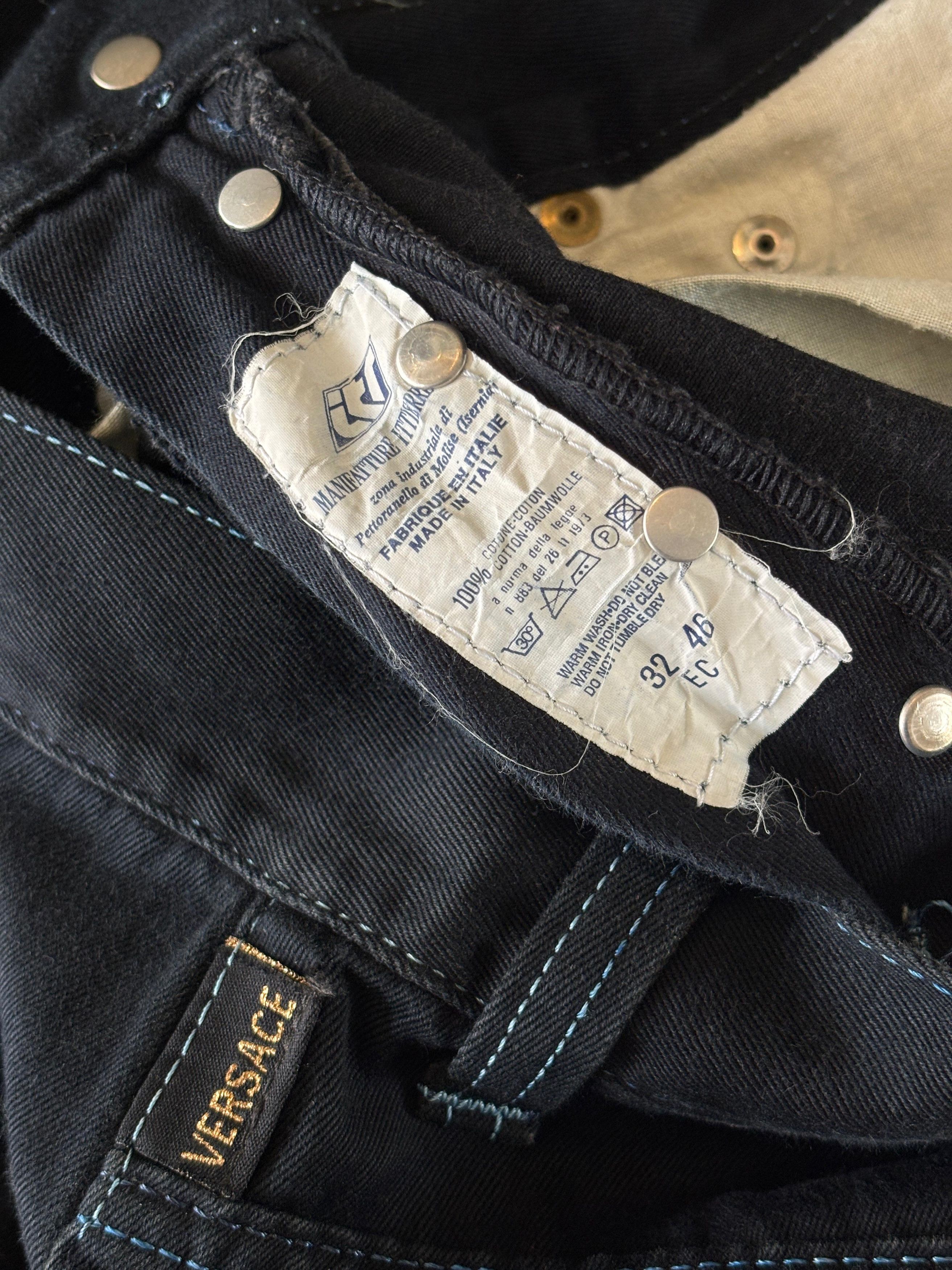 Versace × Vintage Vintage Versace Medusa Jeans Signature Denim Pants Size US 32 / EU 48 - 11 Thumbnail