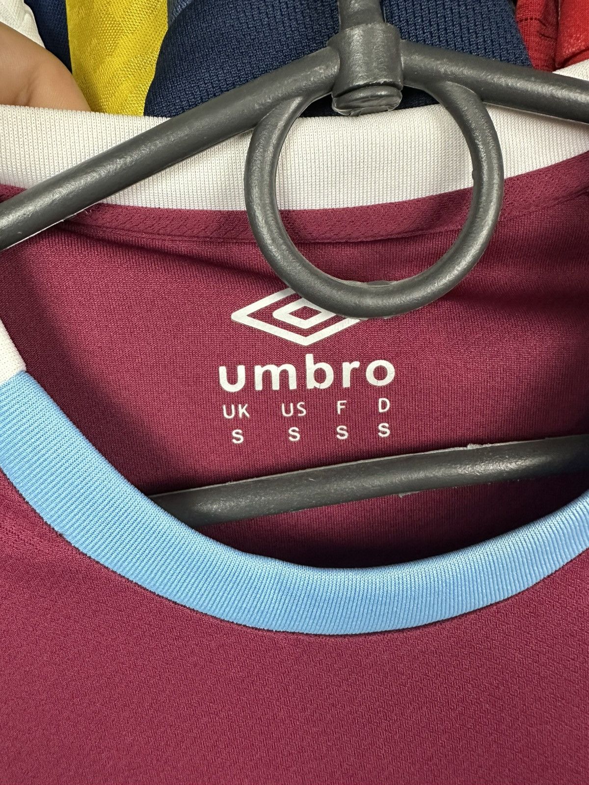 Umbro Umbro West Ham United 2022 2023 Football Jersey Soccer Shirt Size US S / EU 44-46 / 1 - 5 Thumbnail
