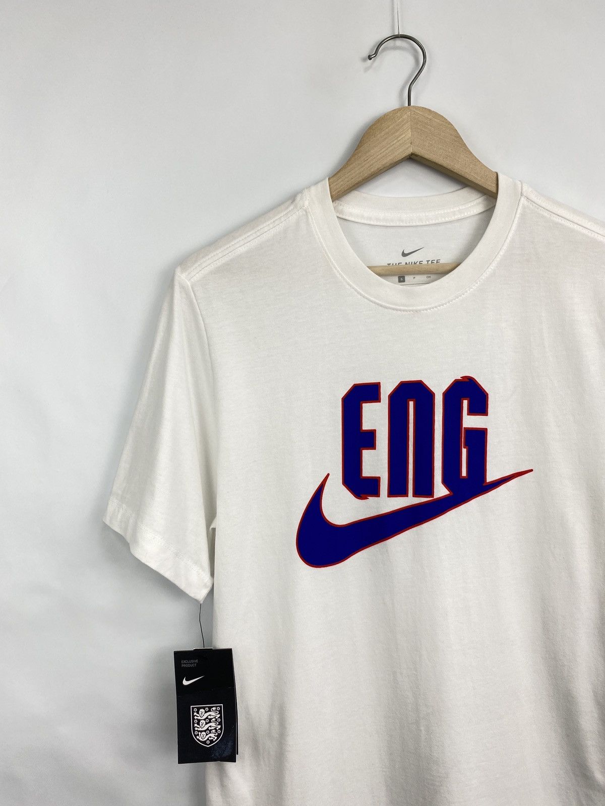 Nike 🏴󠁧󠁢󠁥󠁮󠁧󠁿 Nike England Soccer T-Shirt Rare Retro Hype Y2K Size US S / EU 44-46 / 1 - 2 Thumbnail