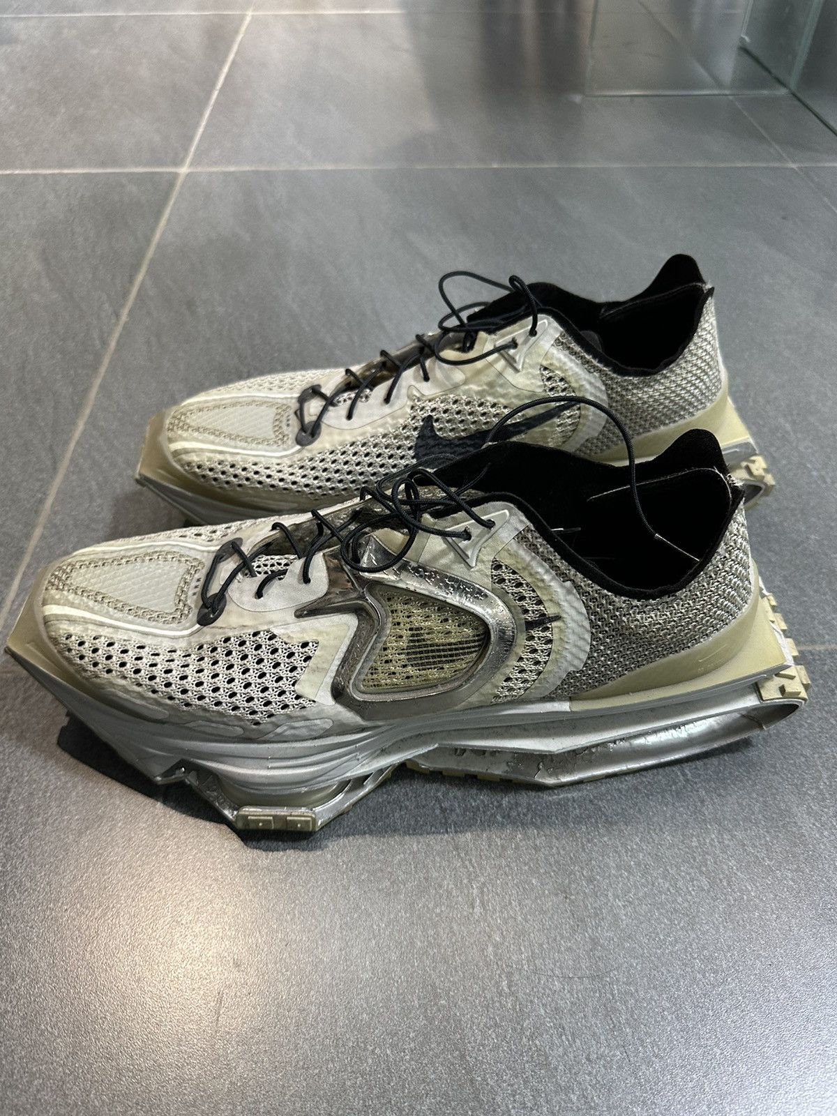 MMW × Nike Matthew M. Williams x Nike Zoom MMW4 Sneakers Size US 9.5 / EU 42-43 - 2 Thumbnail