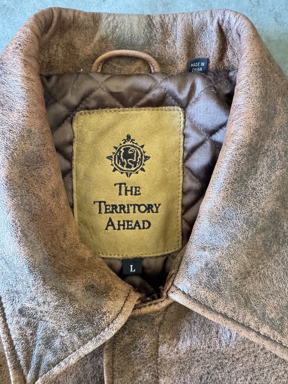THE TERRITORY AHEAD Zipper Pocket Leather Motorcycle Jacket