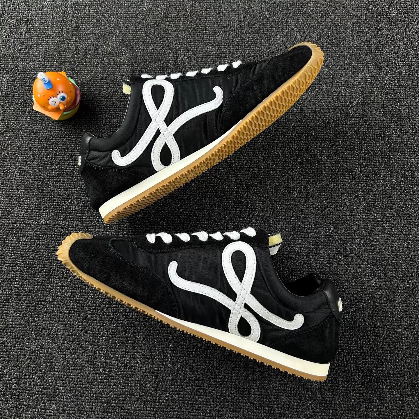 Loewe LOEWE Runner 2.0 Black Trainer Size 40 Size US 7 / EU 40 - 3 Thumbnail