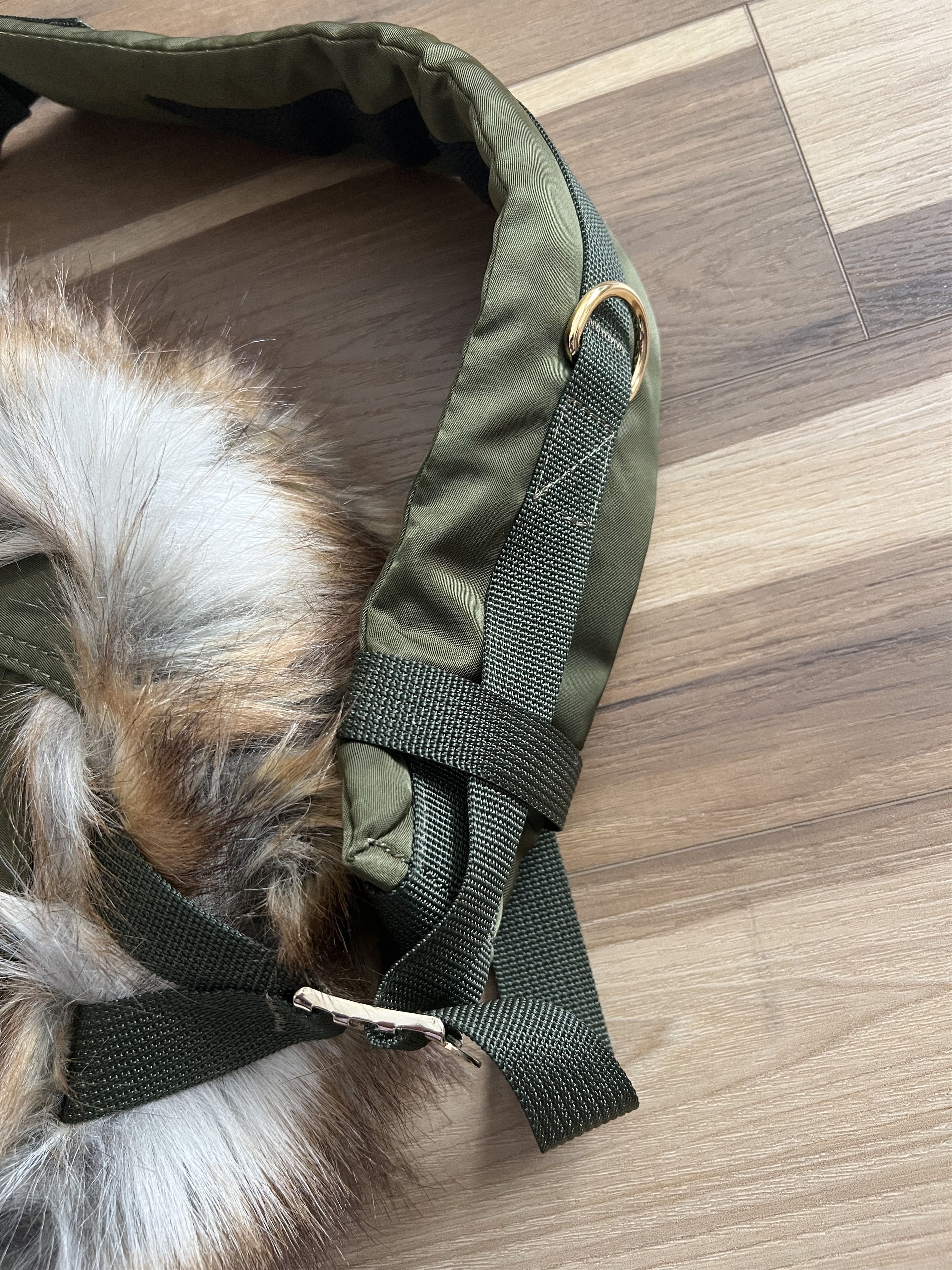 Porter × Sacai Porter Sacai Faux Fur Waist Bag in Olive Green Size ONE SIZE - 3 Thumbnail