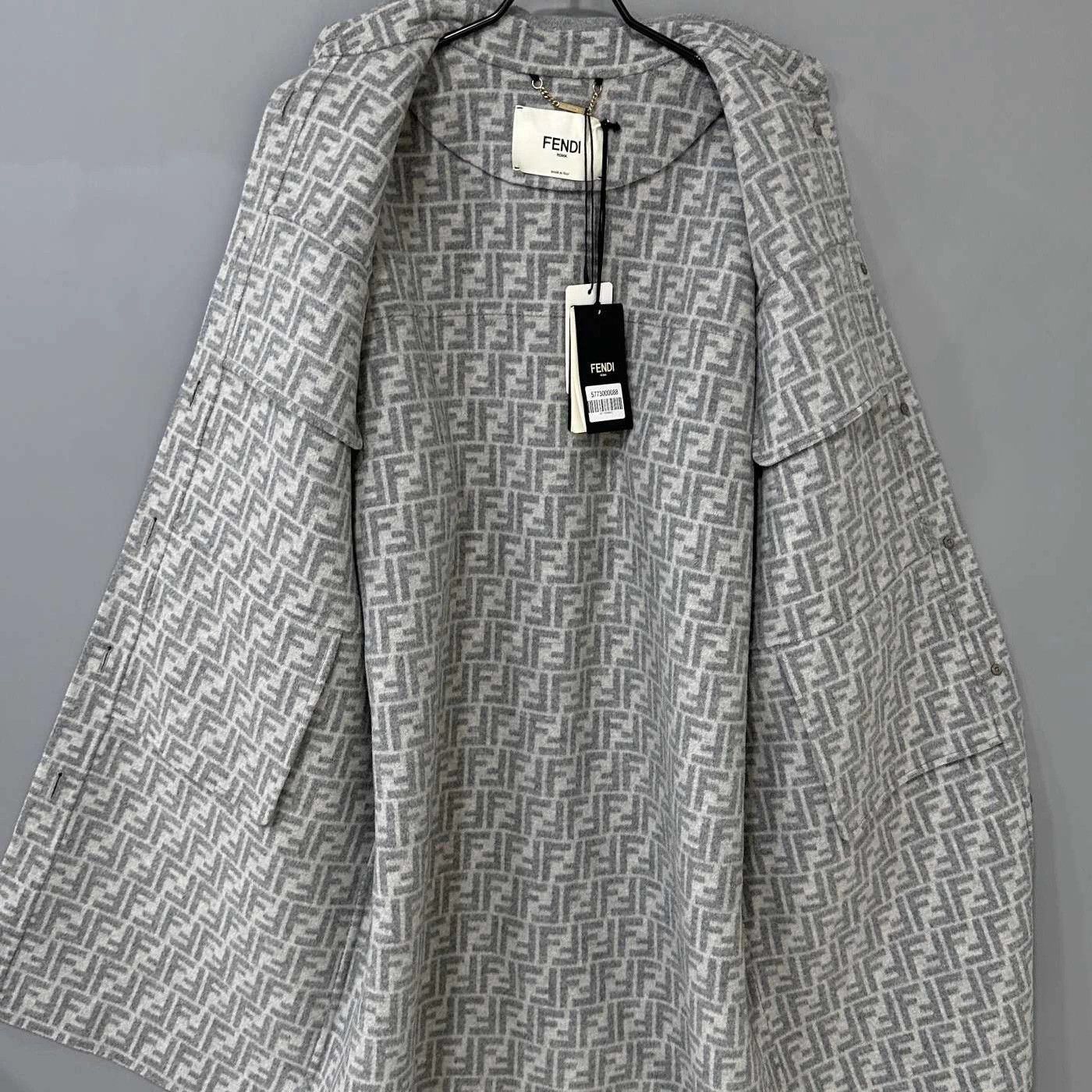 Fendi FENDI full inner print oversized overcoat 38 Size S / US 4 / IT 40 - 9 Thumbnail